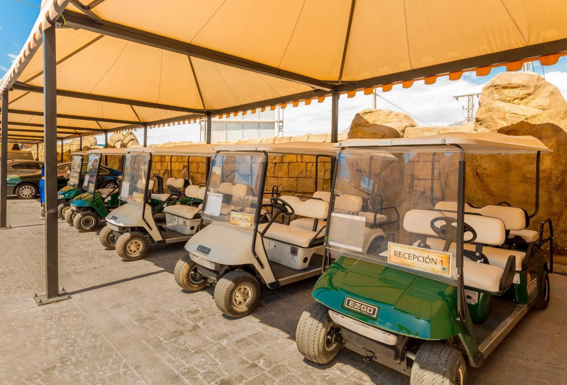 Area and facilities in Magic Robin Hood