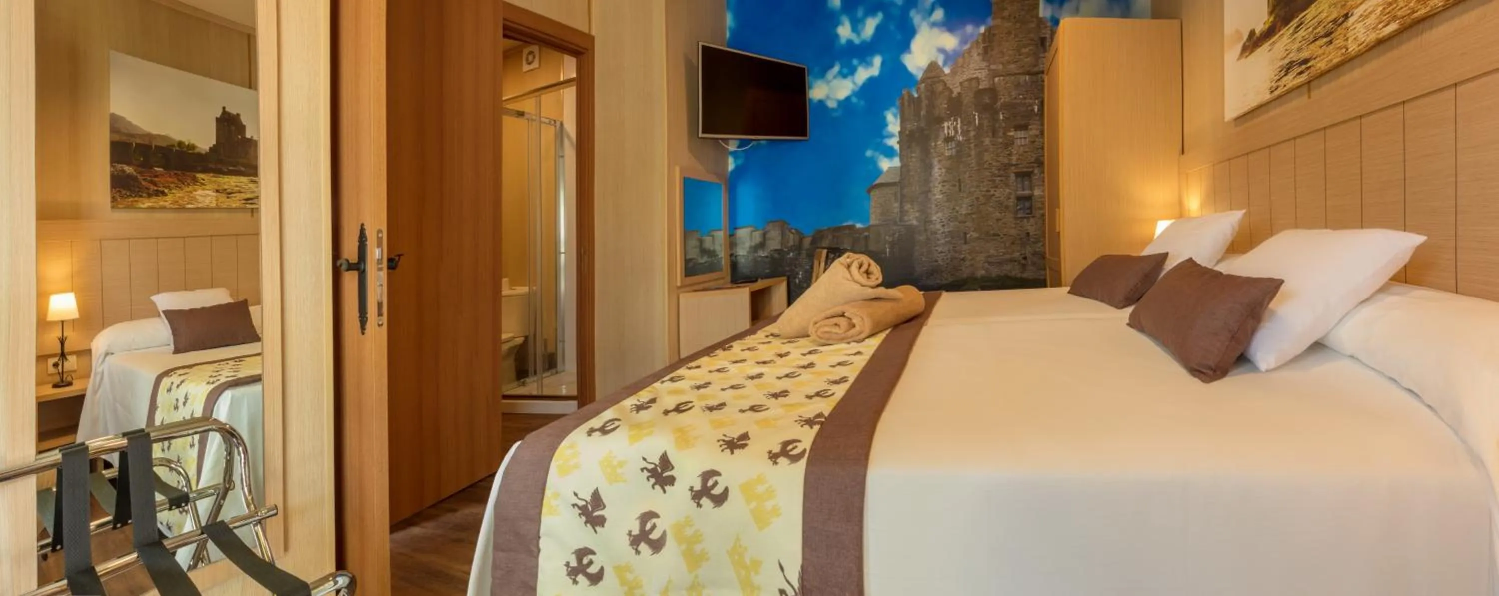 Bedroom, Bed in Magic Robin Hood