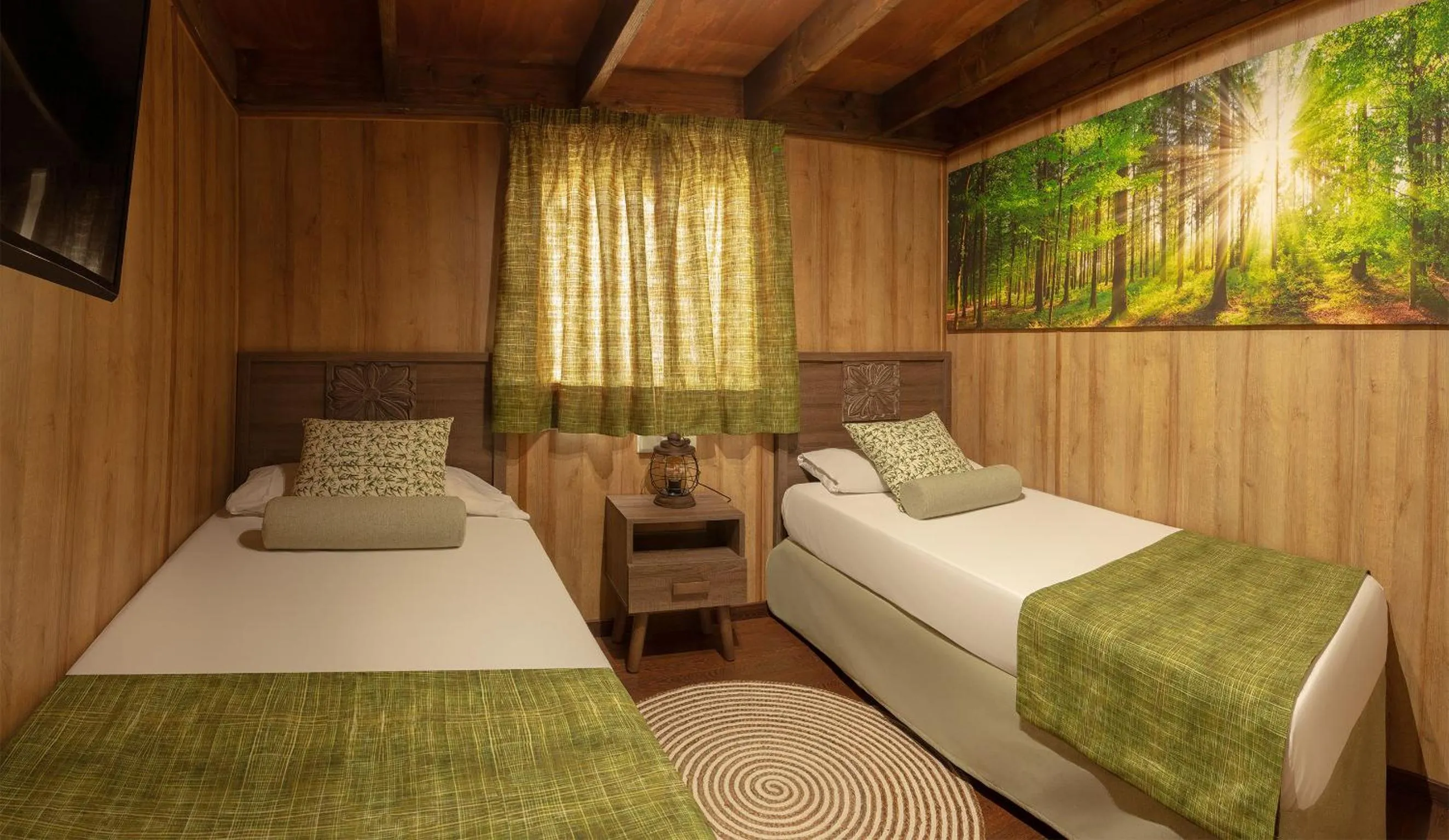 Bed in Magic Robin Hood