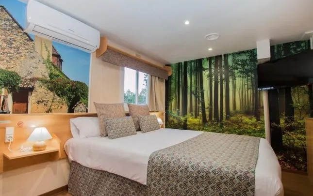 Bed in Magic Robin Hood