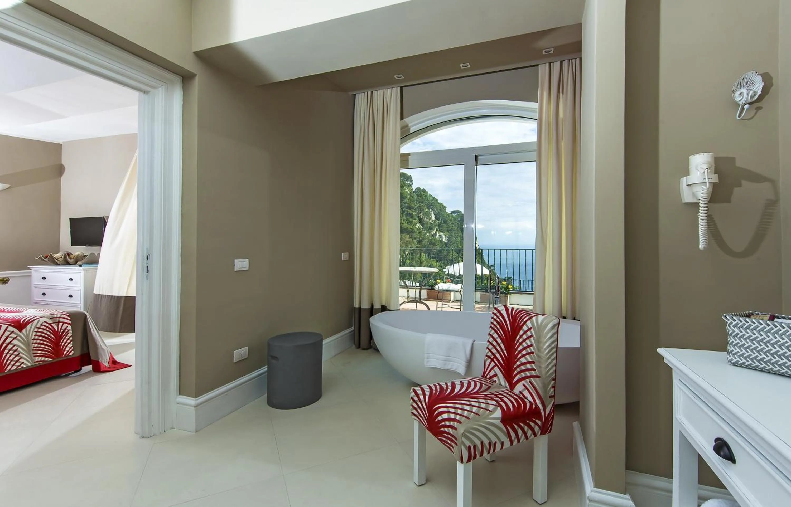 Day, Bed in Hotel Della Piccola Marina