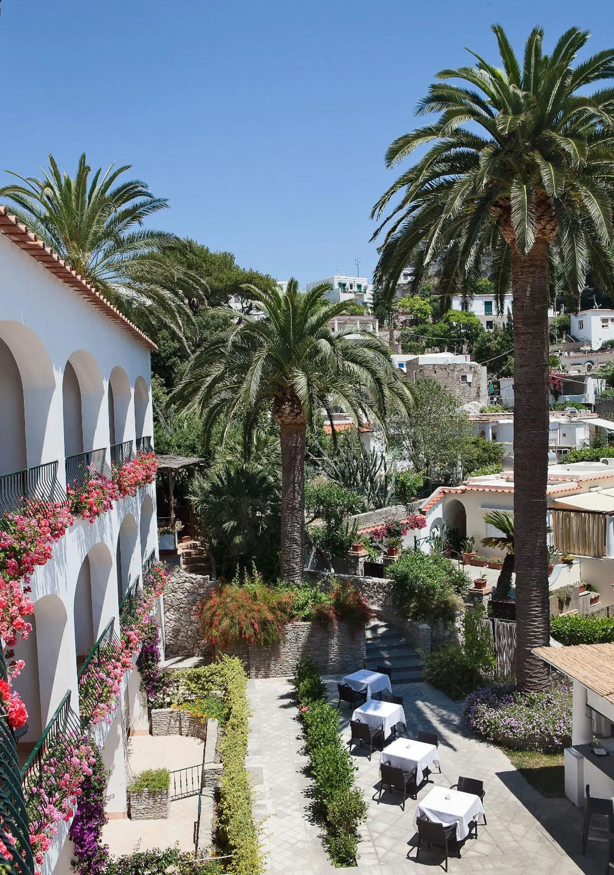 Facade/entrance in Hotel Della Piccola Marina Facade/entrance in Hotel Della Piccola Marina