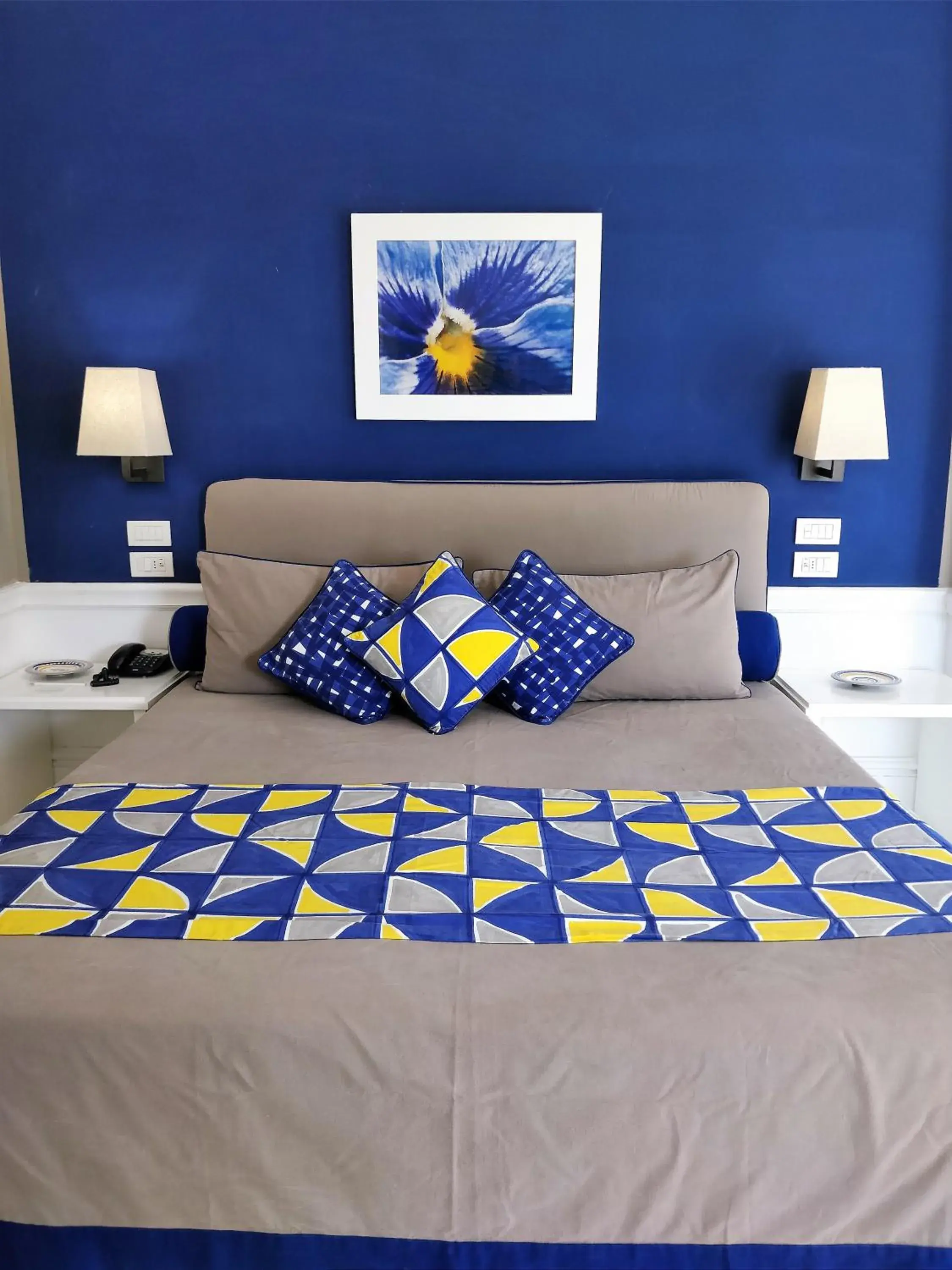 Bed in Hotel Della Piccola Marina Bed in Hotel Della Piccola Marina