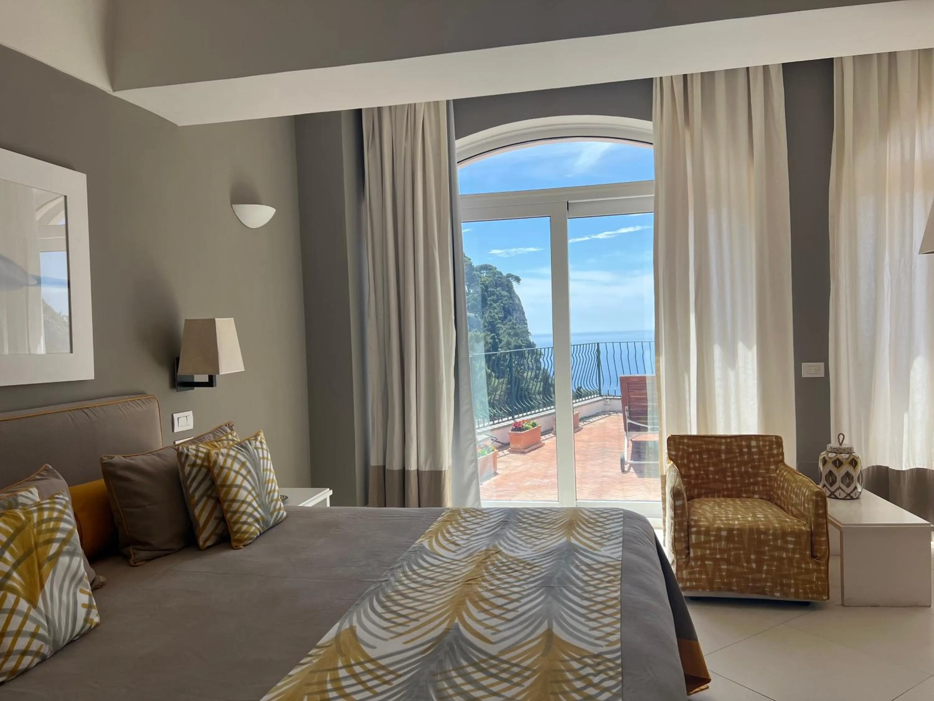 Photo of the whole room, Bed in Hotel Della Piccola Marina