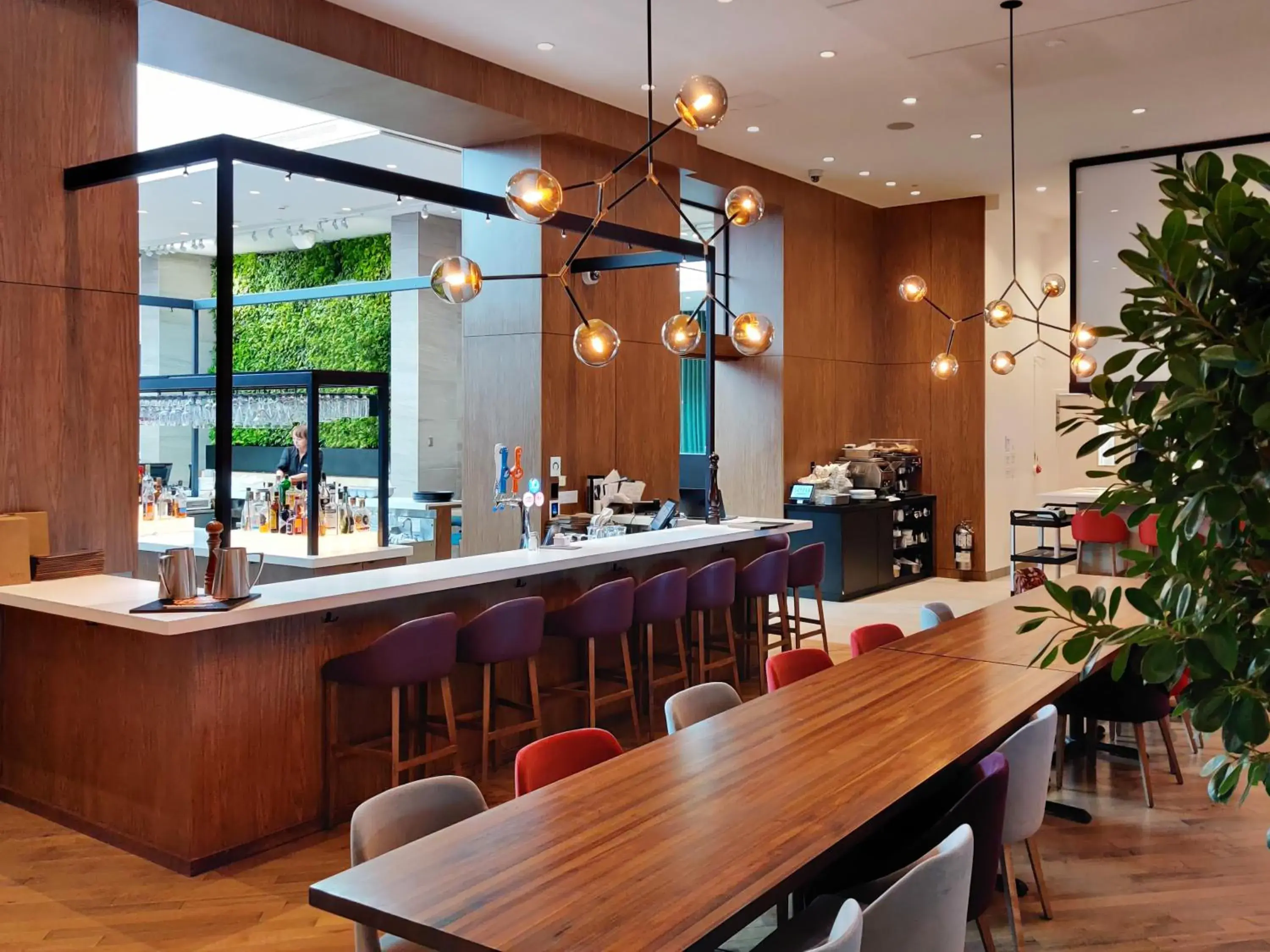 Restaurant/places to eat in Hotel Mortagne Restaurant/places to eat in Hotel Mortagne