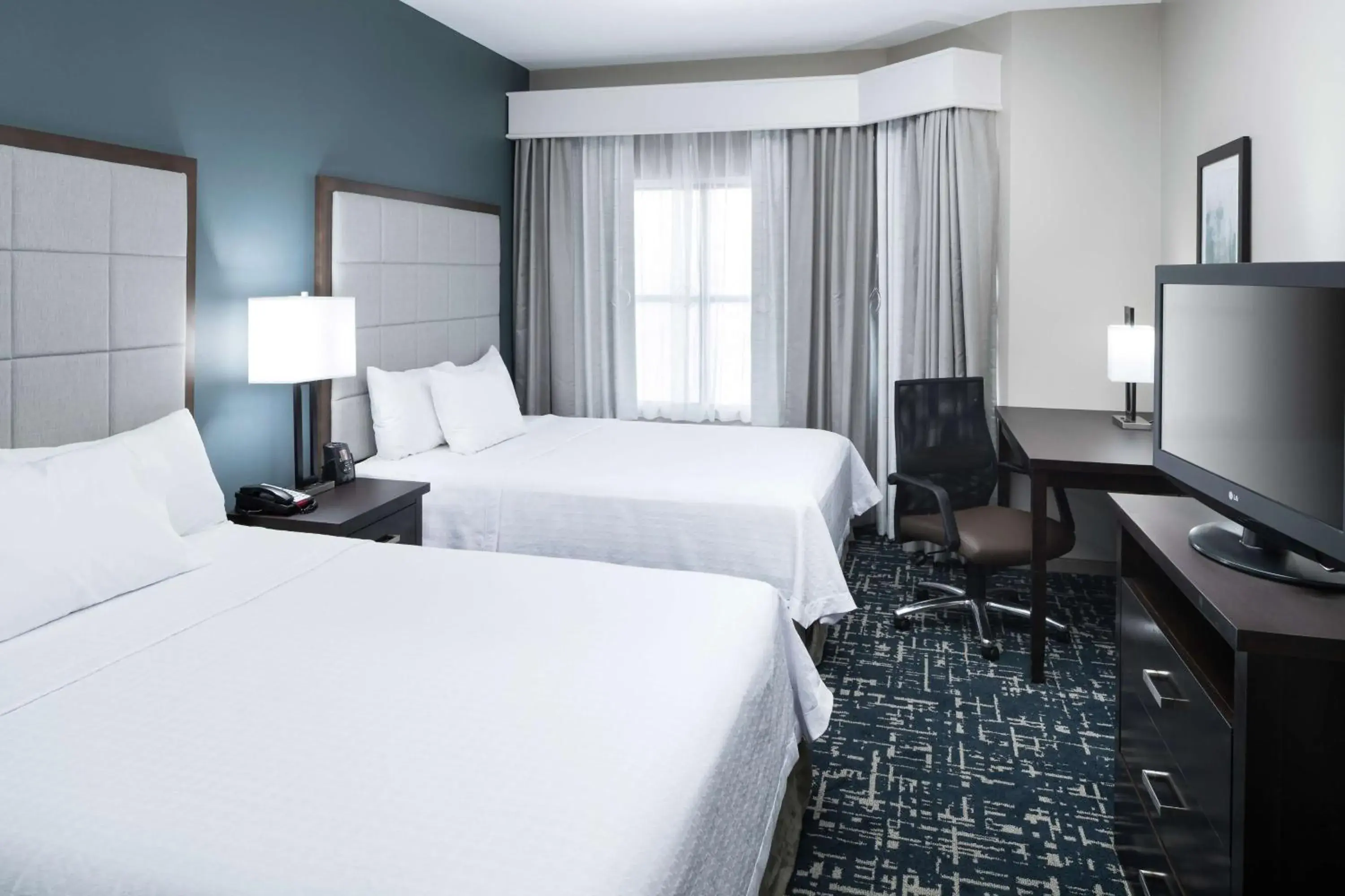 One-Bedroom Queen Suite with Two Queen Beds - Non-Smoking in Homewood Suites by Hilton Cedar Rapids-North One-Bedroom Queen Suite with Two Queen Beds - Non-Smoking in Homewood Suites by Hilton Cedar Rapids-North