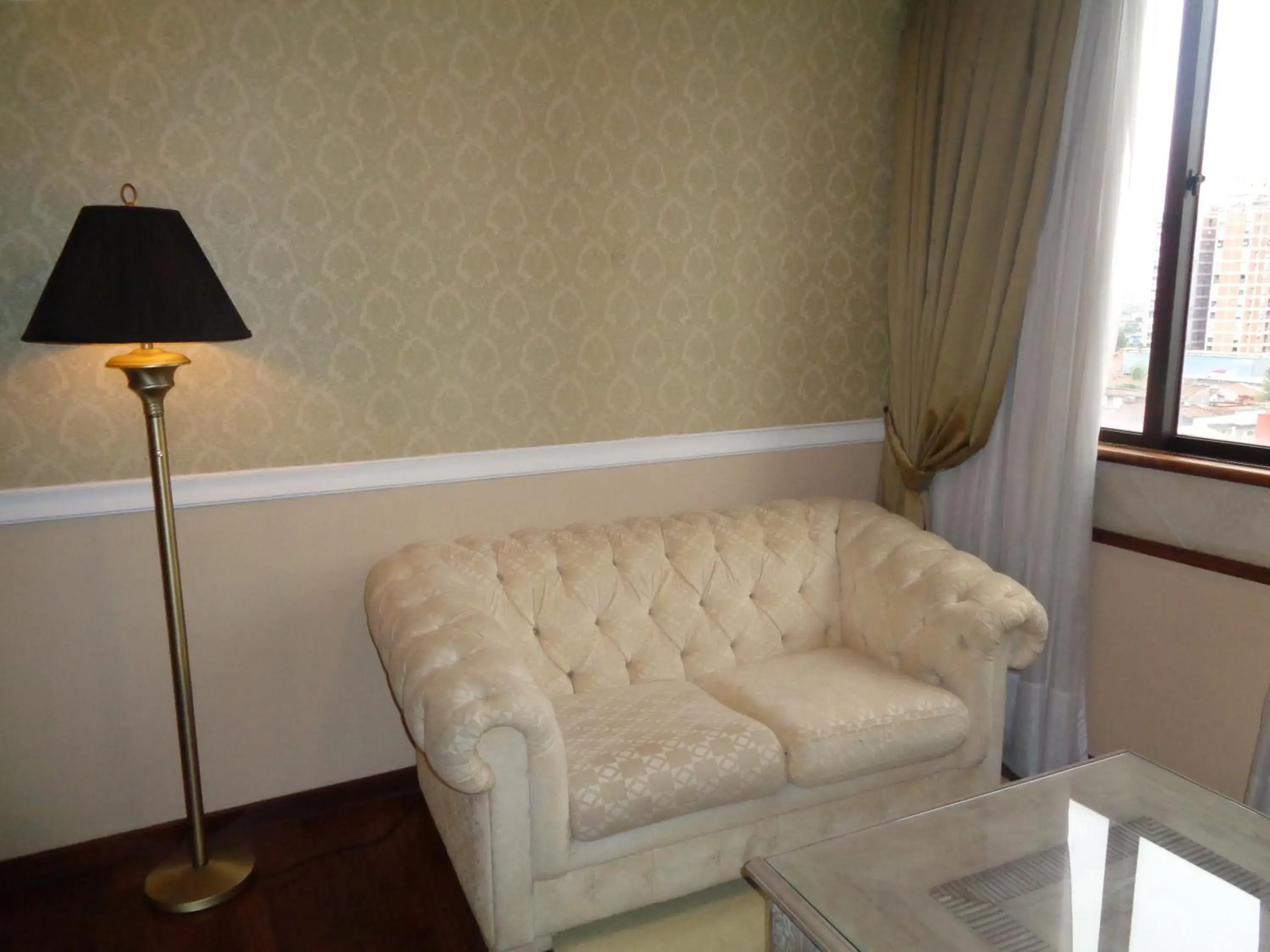 Living room in Premier Hill Suites Hotel Living room in Premier Hill Suites Hotel