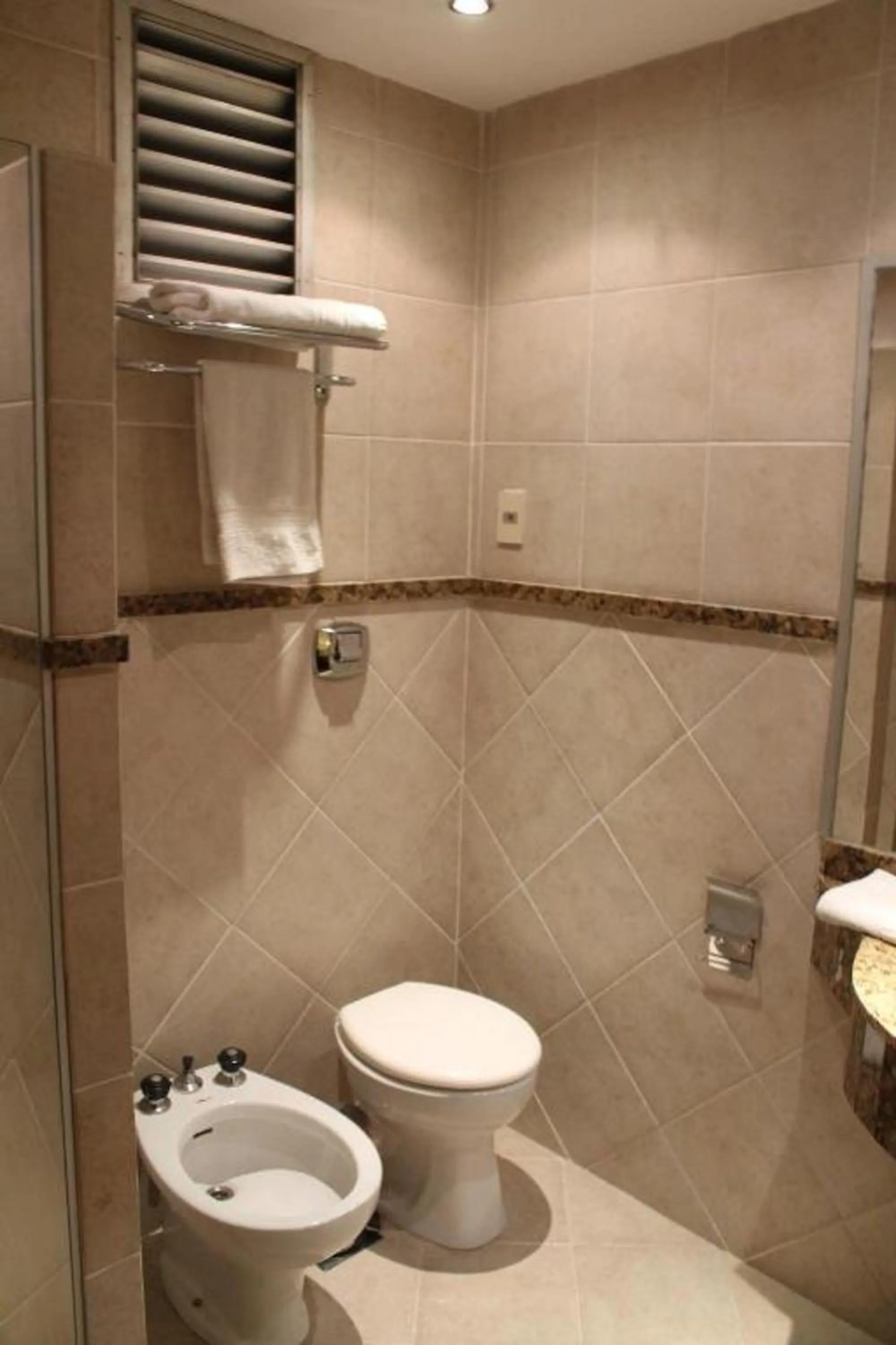 Bathroom in Premier Hill Suites Hotel