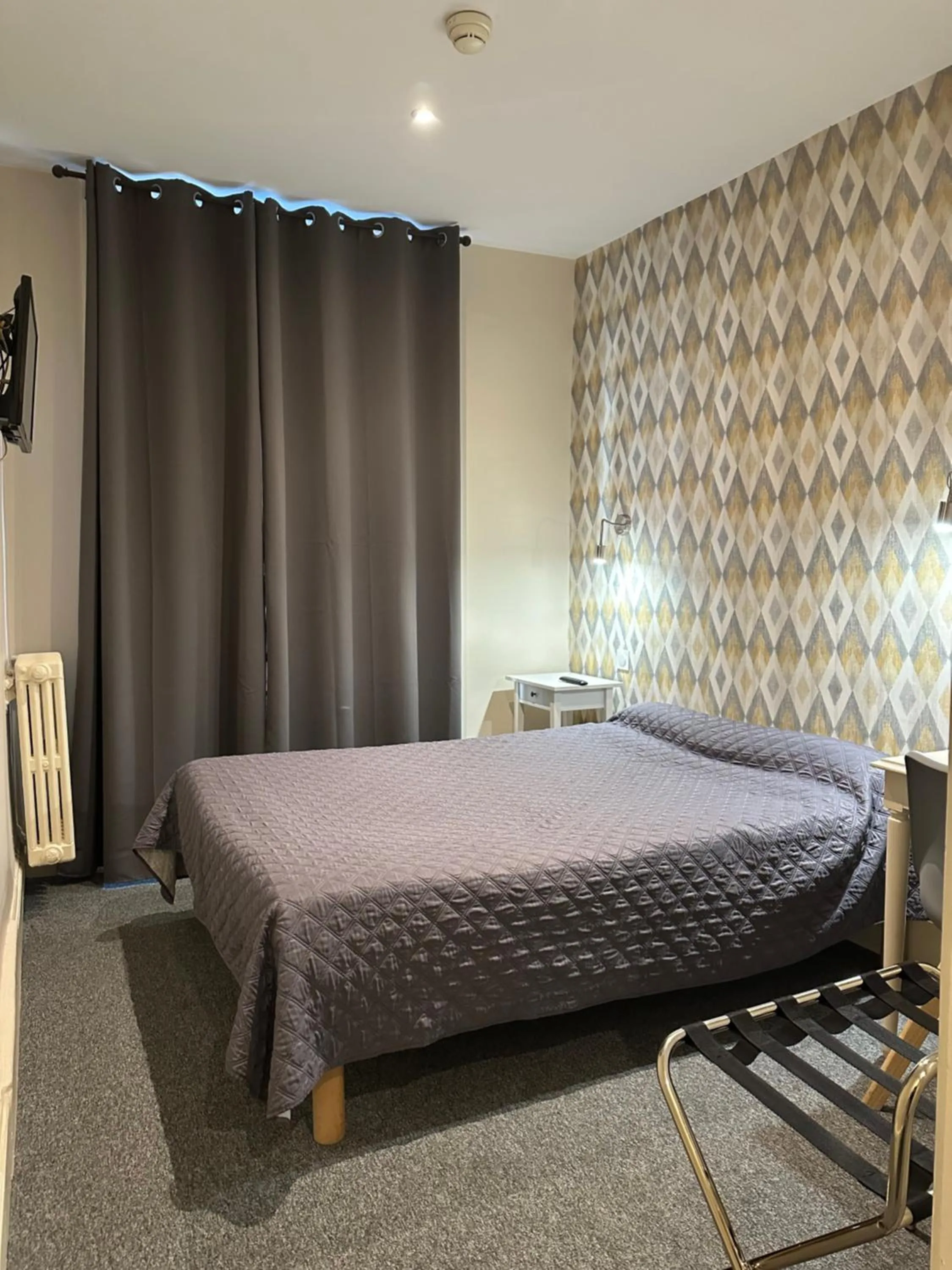 Photo of the whole room, Bed in Hotel Azur