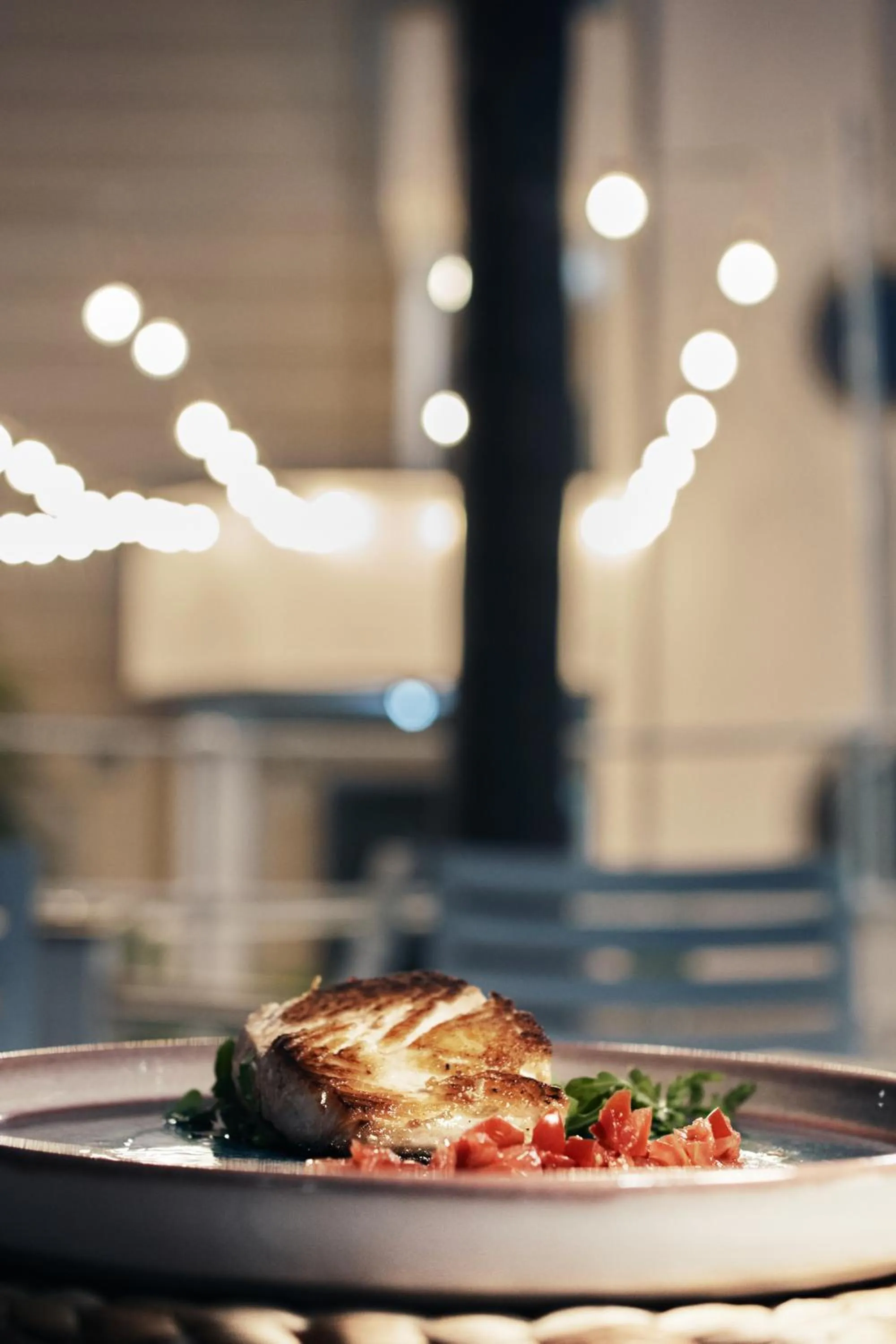 Restaurant/places to eat in Hotel Premiere