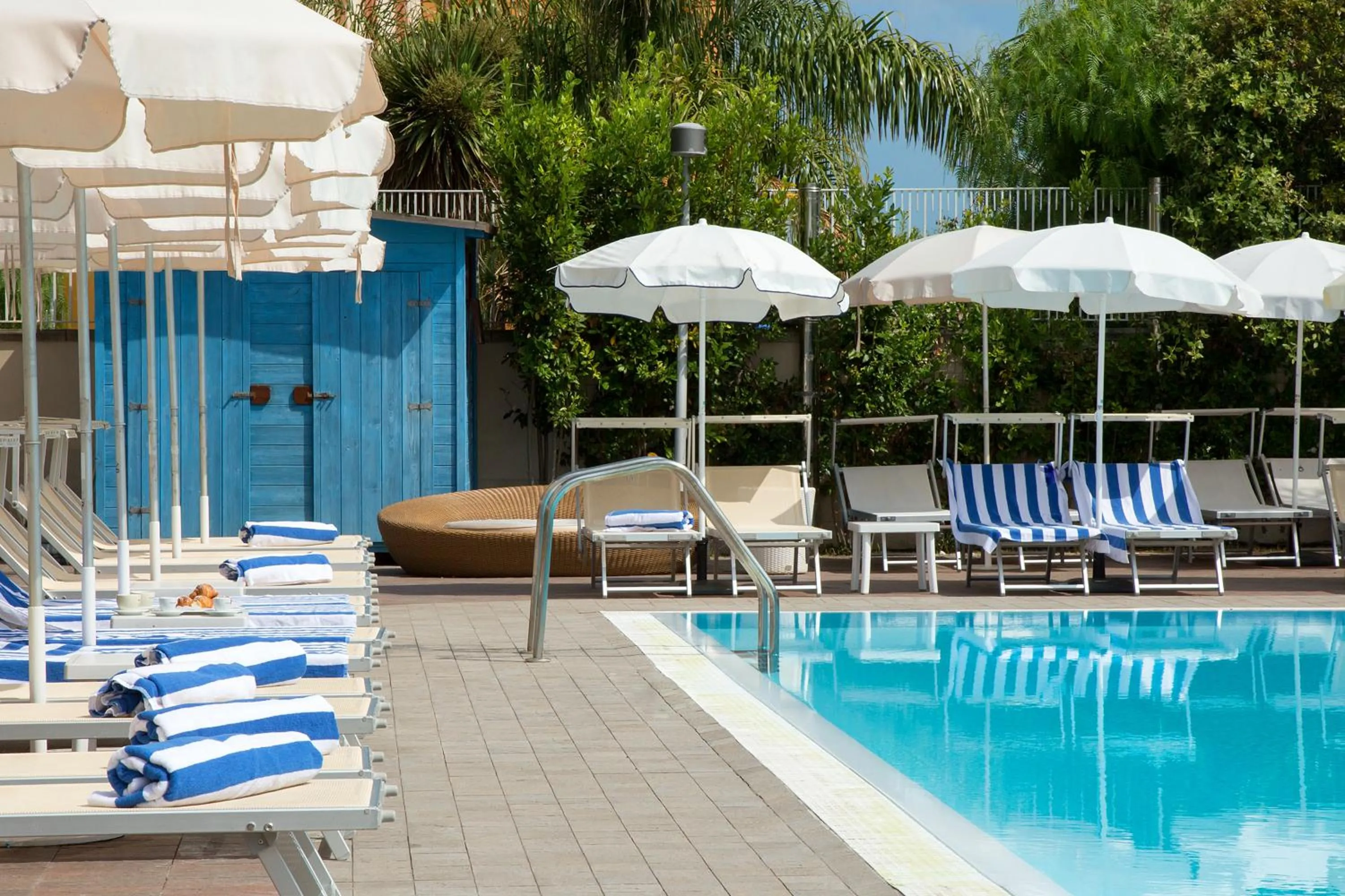 Pool view in Hotel Premiere