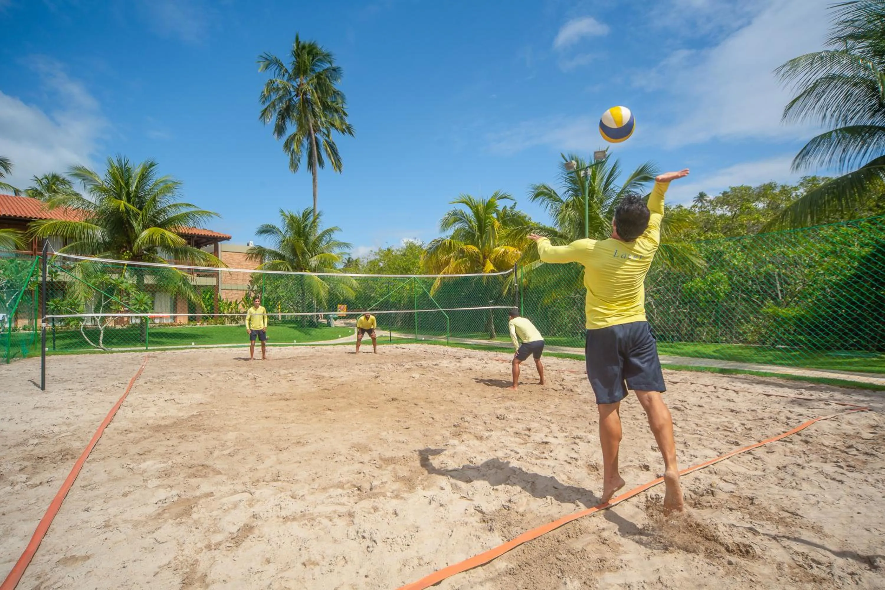 Tennis court in Salinas Maragogi All Inclusive Resort