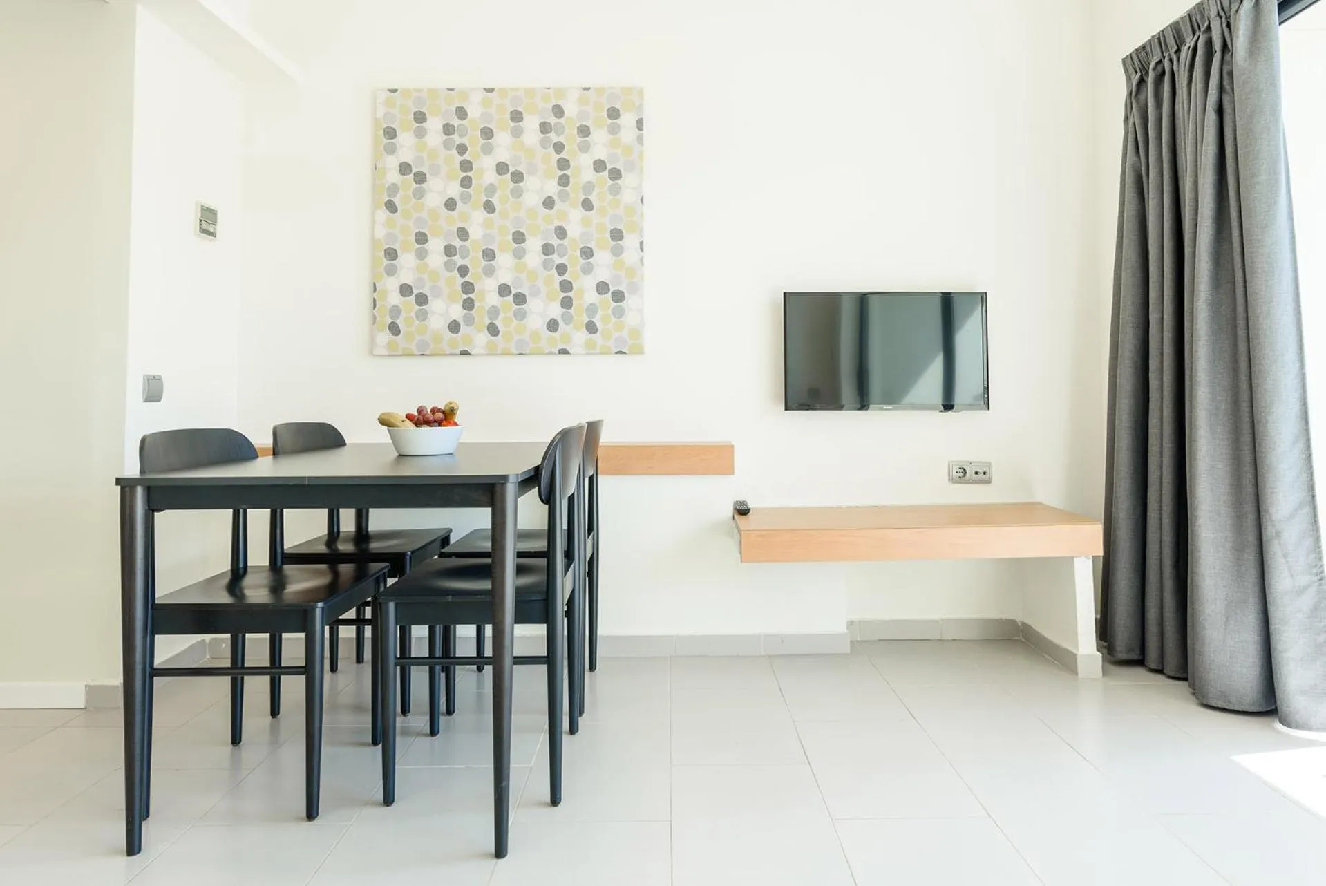 Dining area in FERGUS Cap Roig
