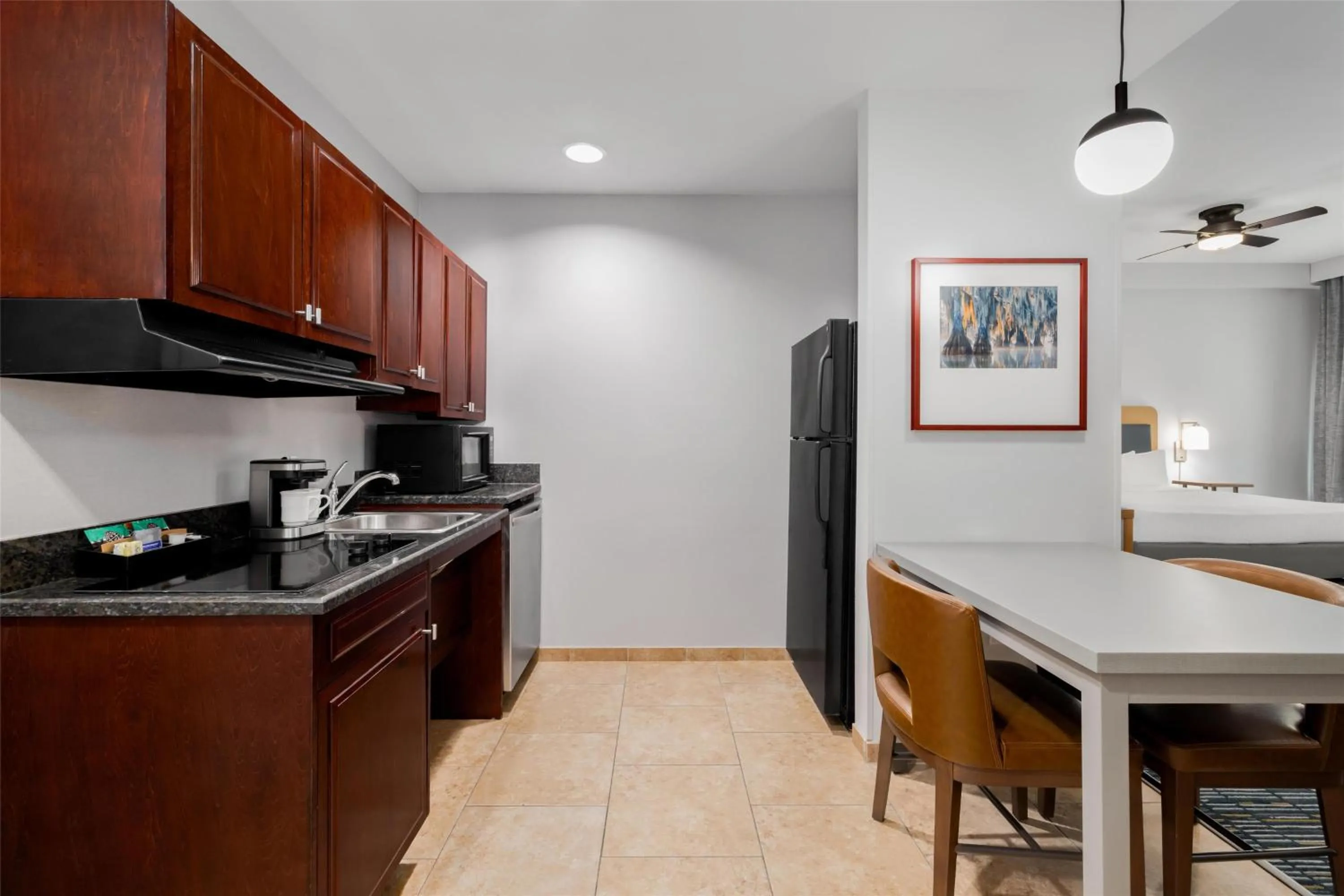 Kitchen or kitchenette in Homewood Suites by Hilton Slidell