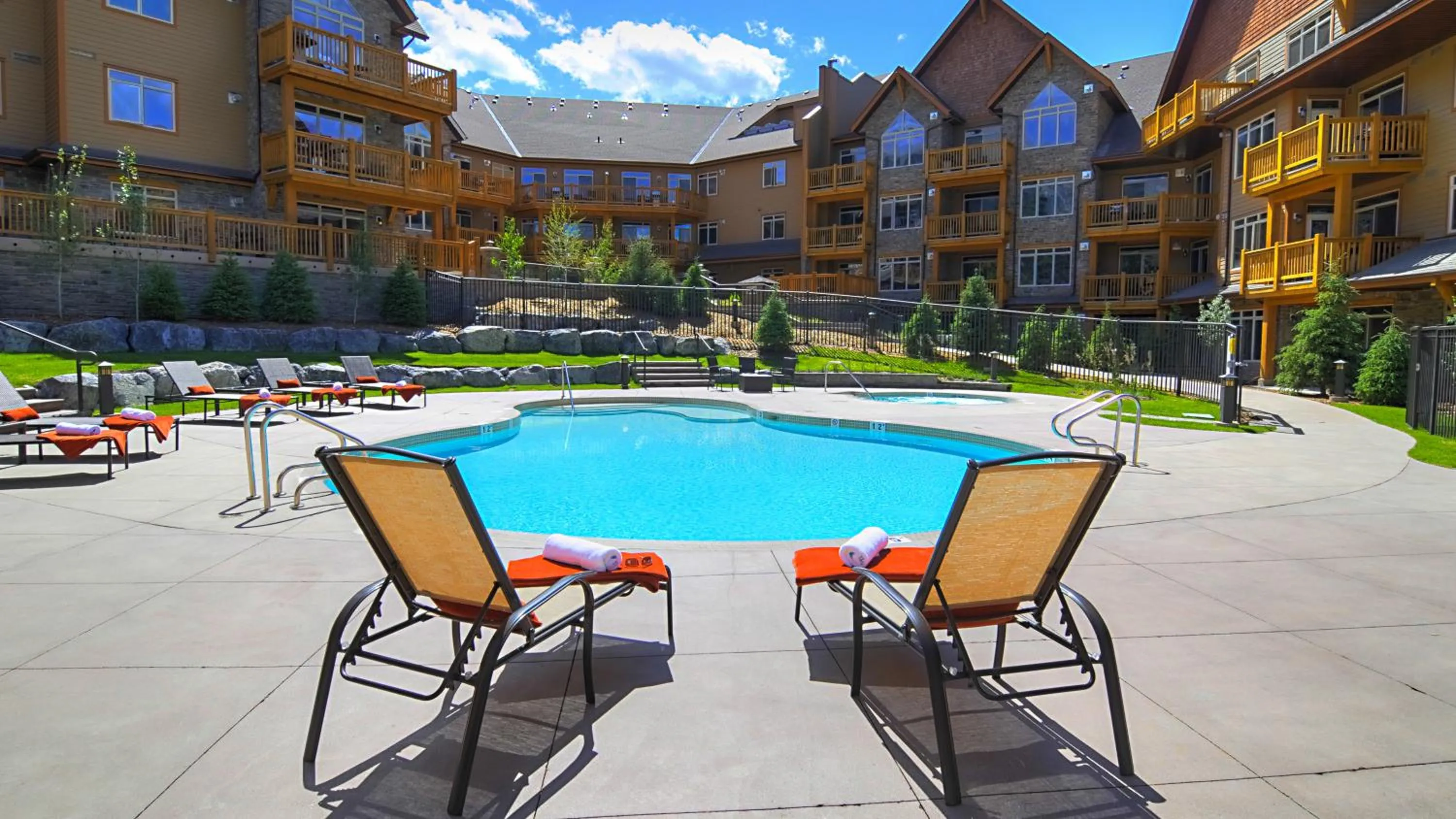 Swimming pool in Stoneridge Mountain Resort