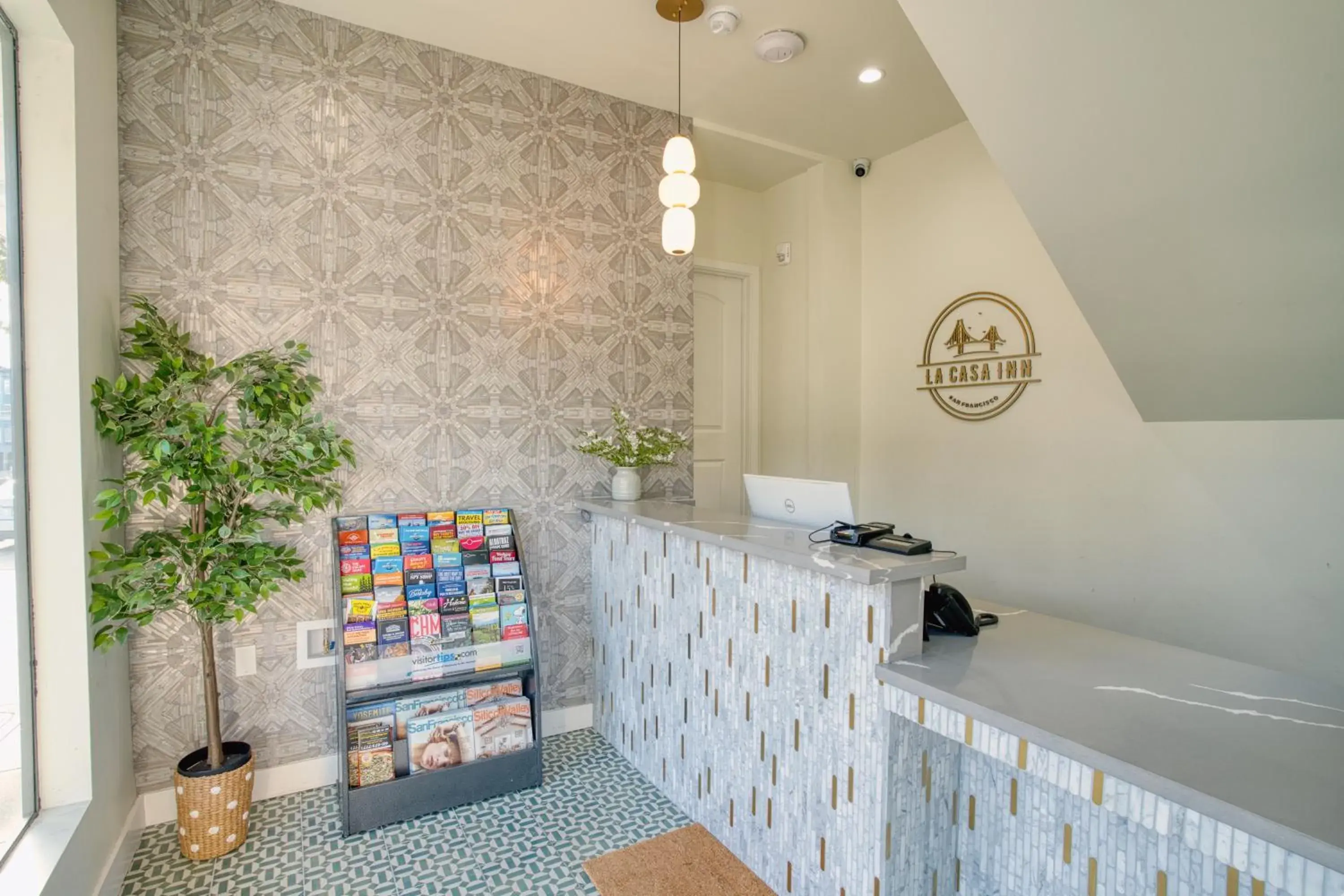 Lobby or reception in La Casa Inn Lobby or reception in La Casa Inn