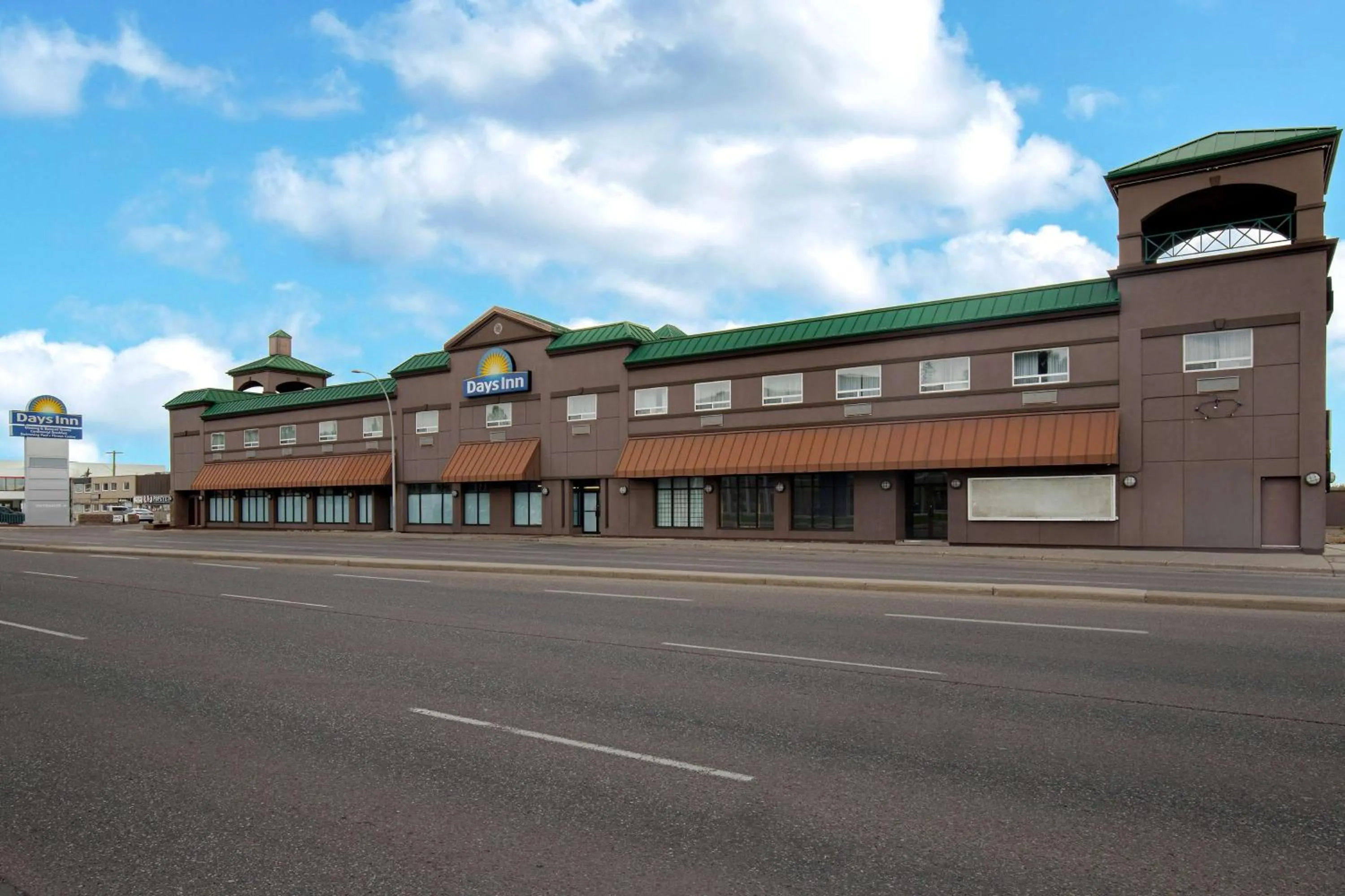 Property building in Days Inn by Wyndham Calgary South
