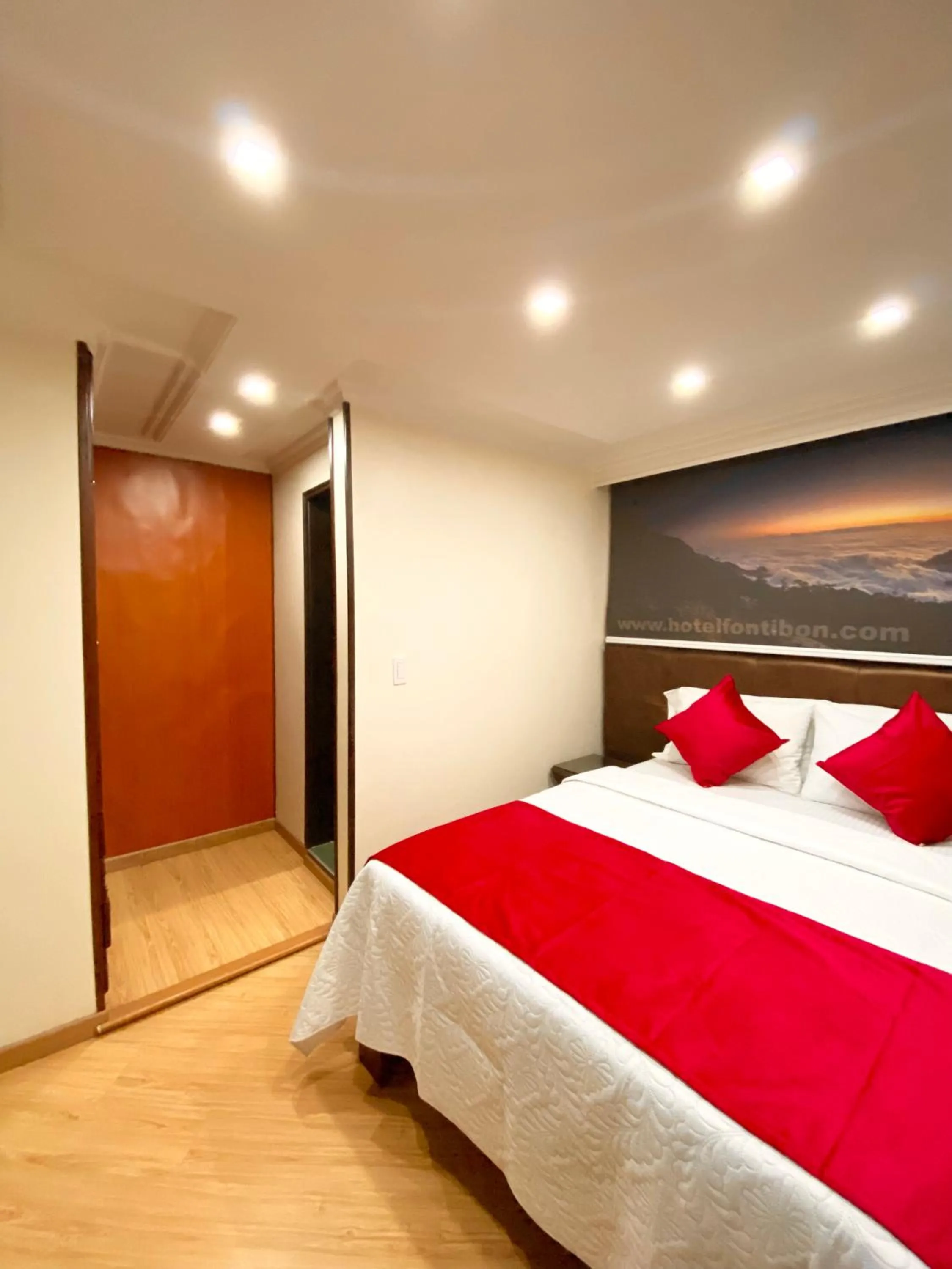 Bed in Hotel Fontibon