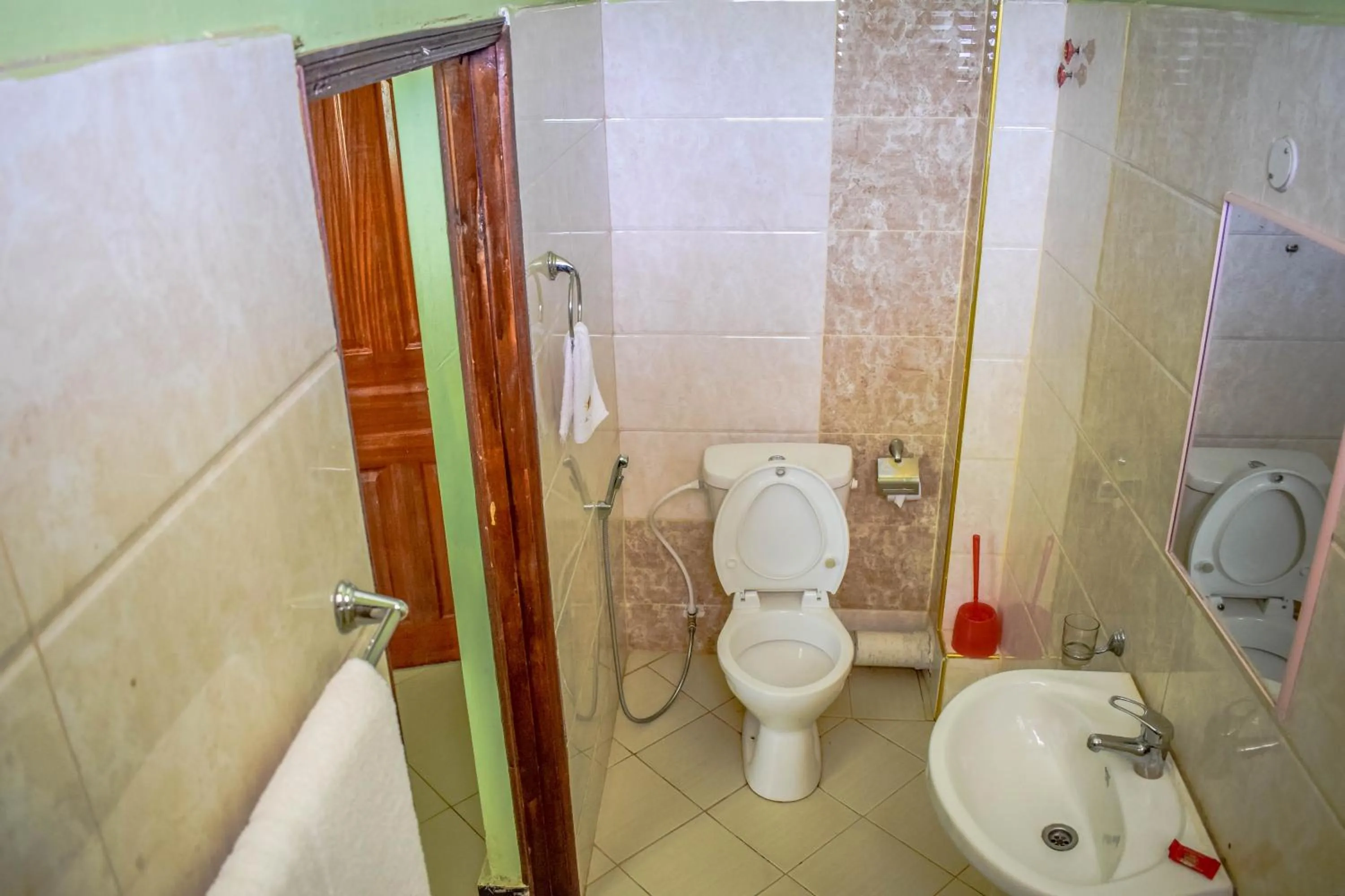 Toilet in The Joy Hotel