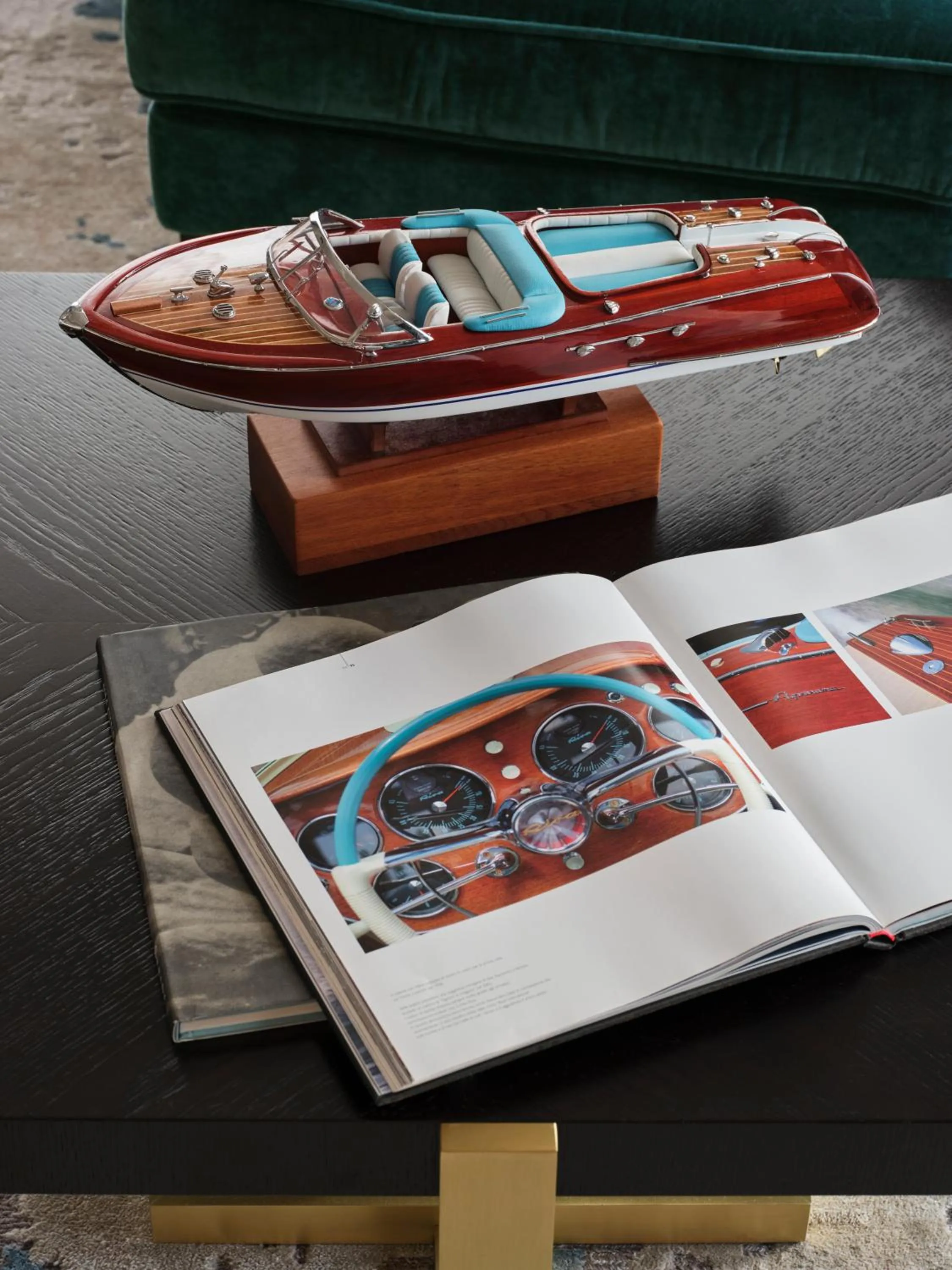 Decorative detail in VISTA Lago di Como