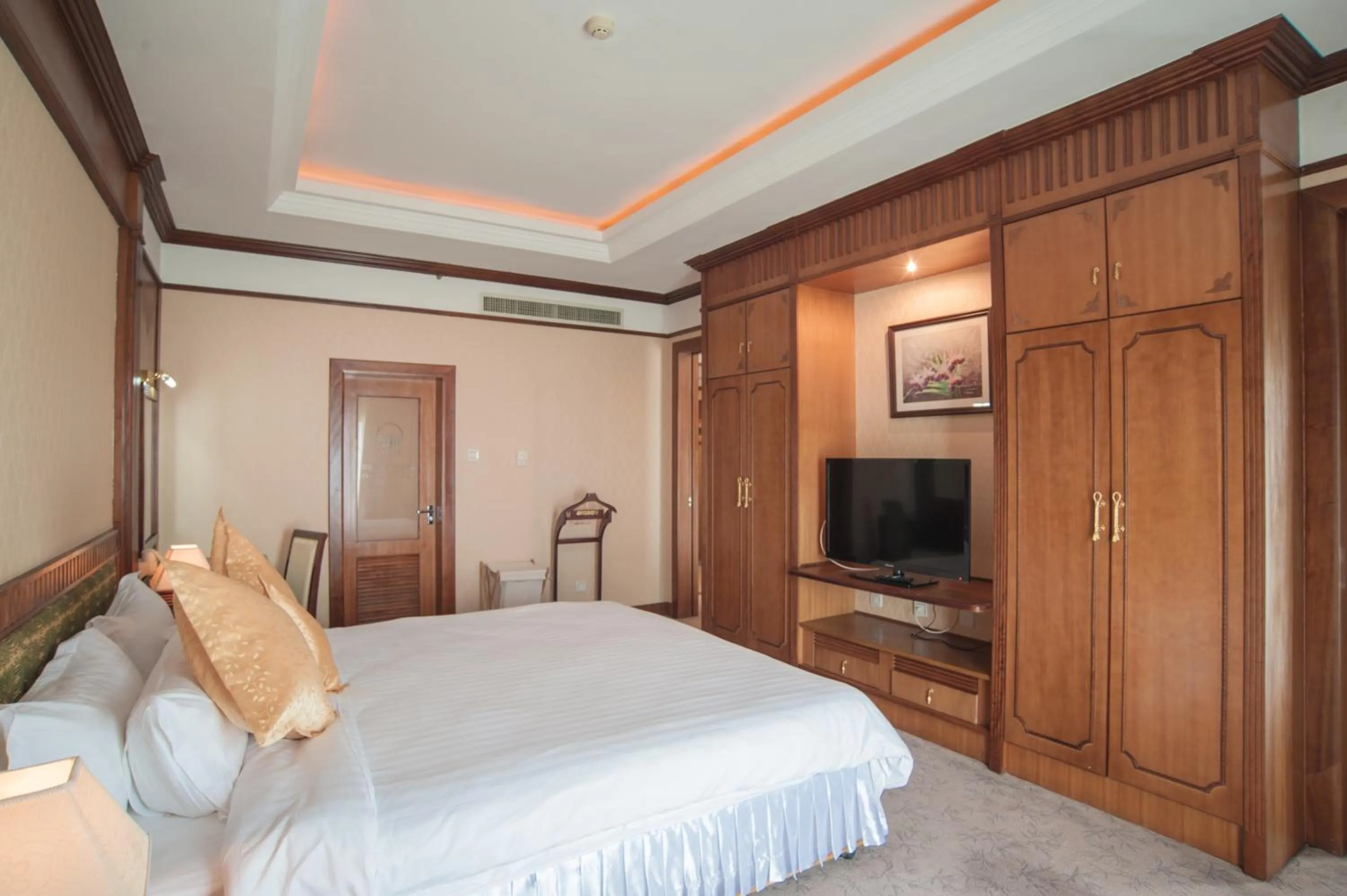 Bedroom, Bed in Don Chan Palace Hotel & Convention