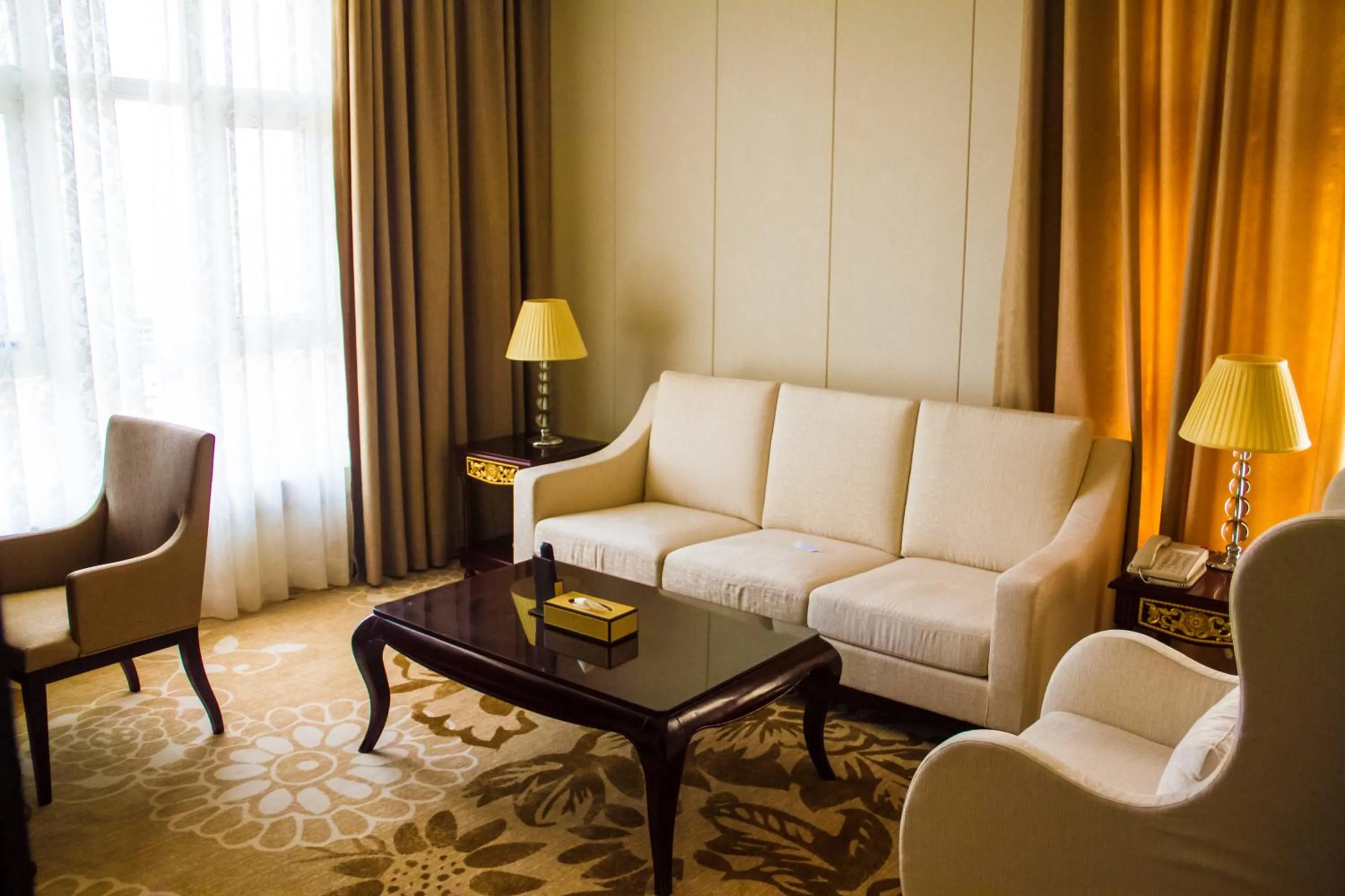 Dining area in Don Chan Palace Hotel & Convention