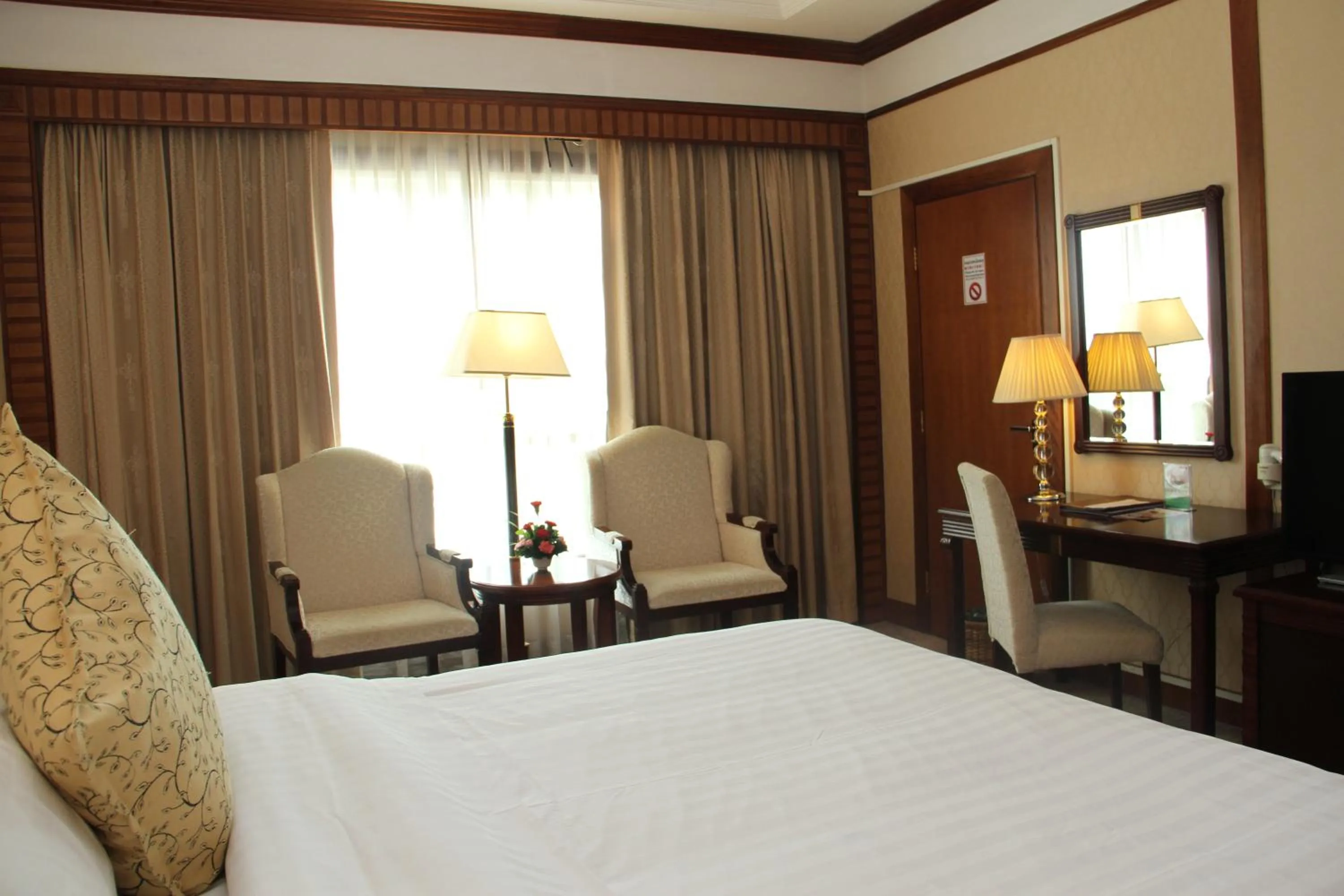 Bedroom, Bed in Don Chan Palace Hotel & Convention