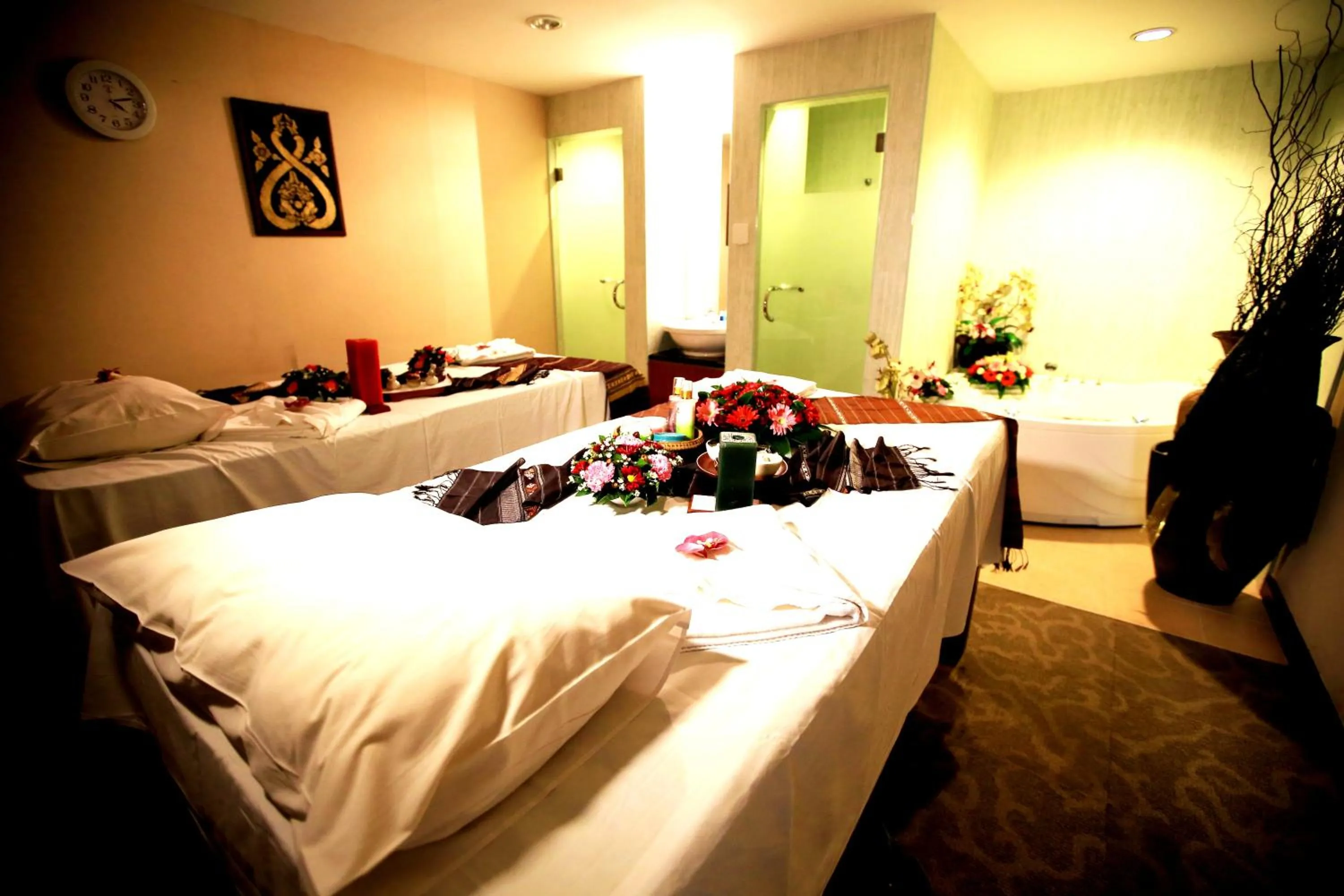 Area and facilities, Bed in Don Chan Palace Hotel & Convention