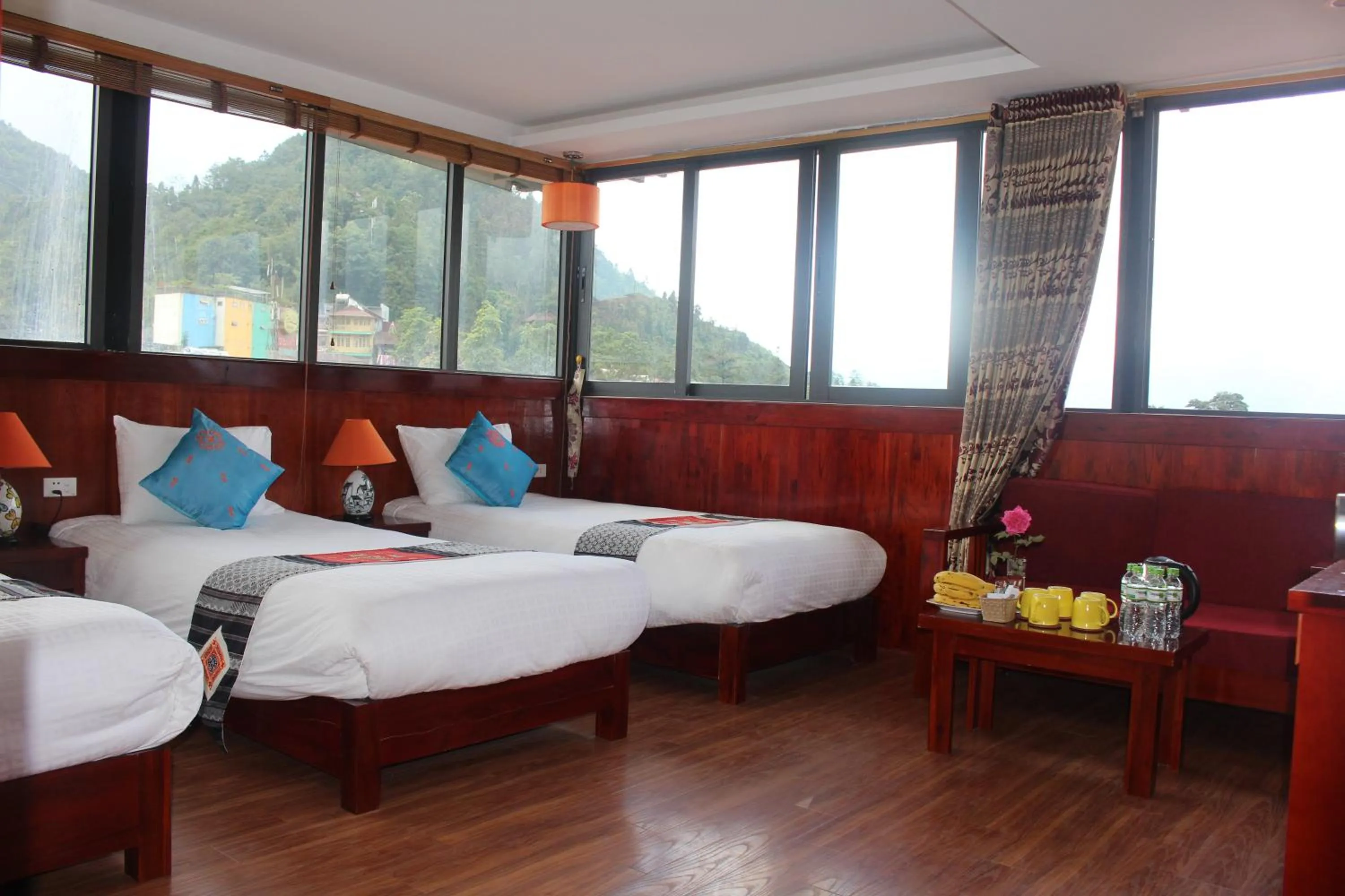 TV and multimedia, Bed in Anise Sapa Hotel