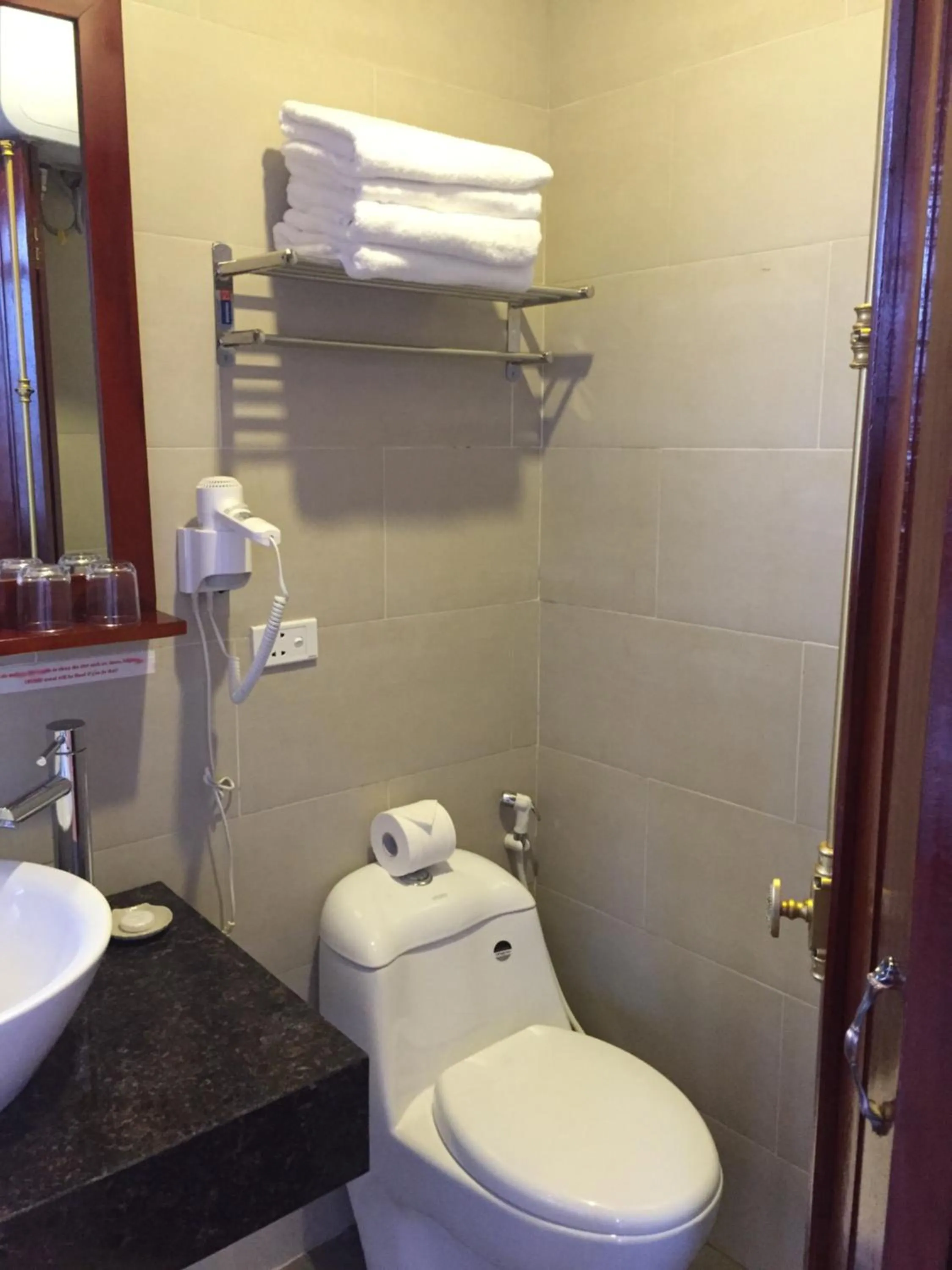 Bathroom in Anise Sapa Hotel