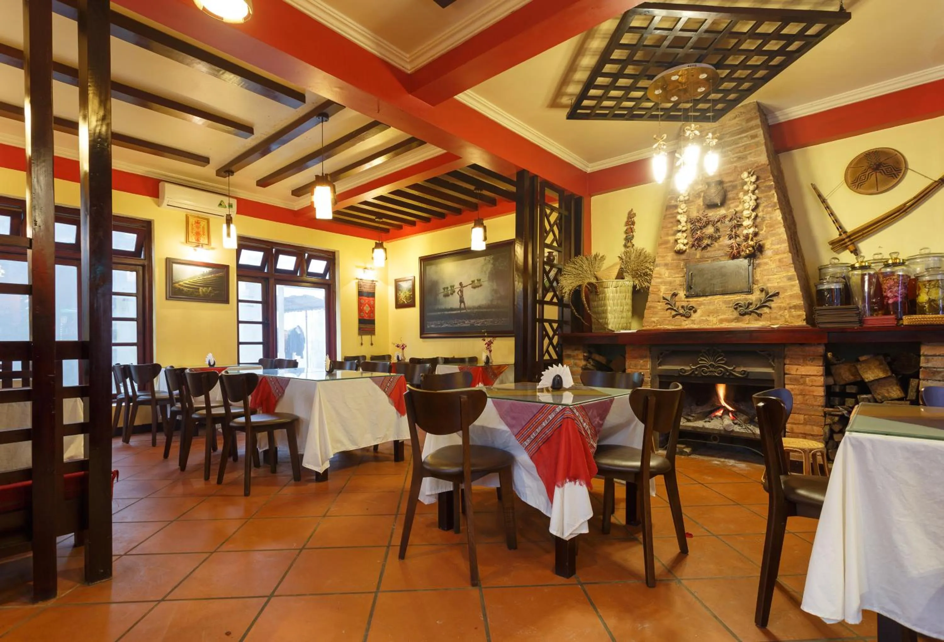 Restaurant/places to eat in Anise Sapa Hotel
