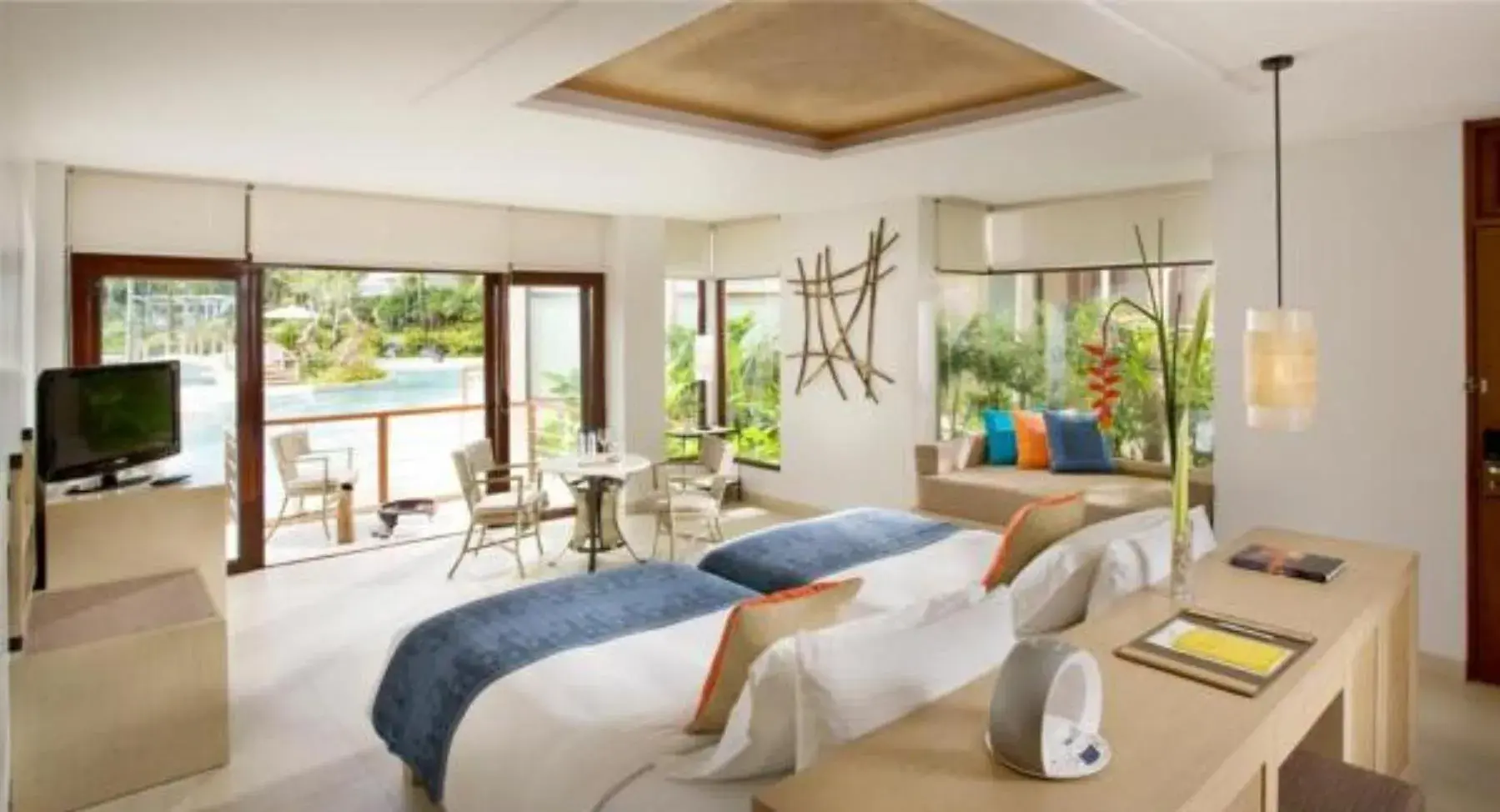 Bedroom, Bed in Misibis Bay Bedroom, Bed in Misibis Bay