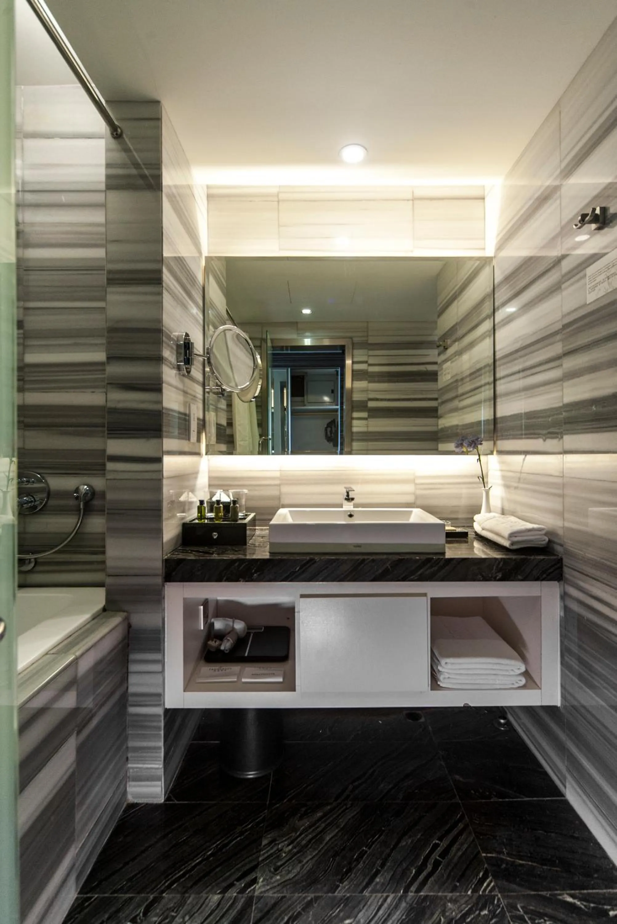 Bathroom in Promenade Hotel Kota Kinabalu