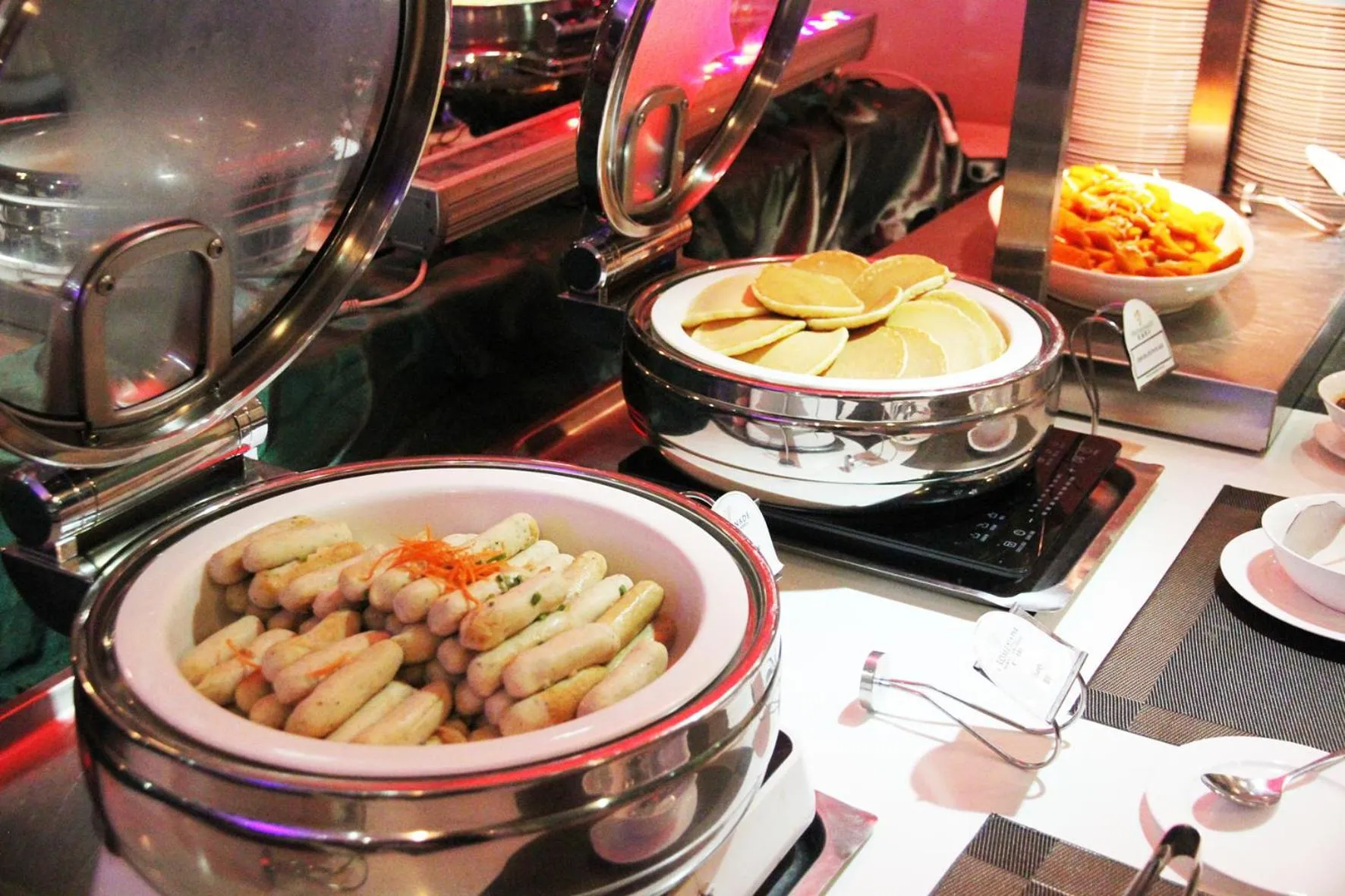 Buffet breakfast in Promenade Hotel Kota Kinabalu