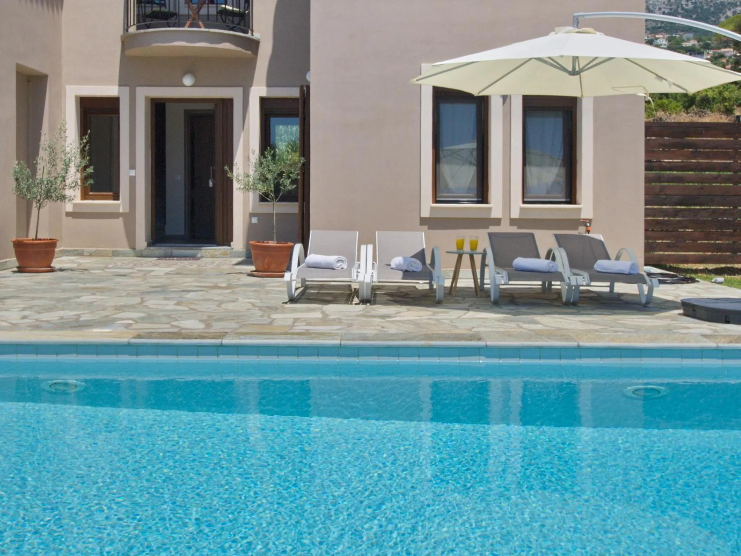 Swimming pool in Villa Minetti