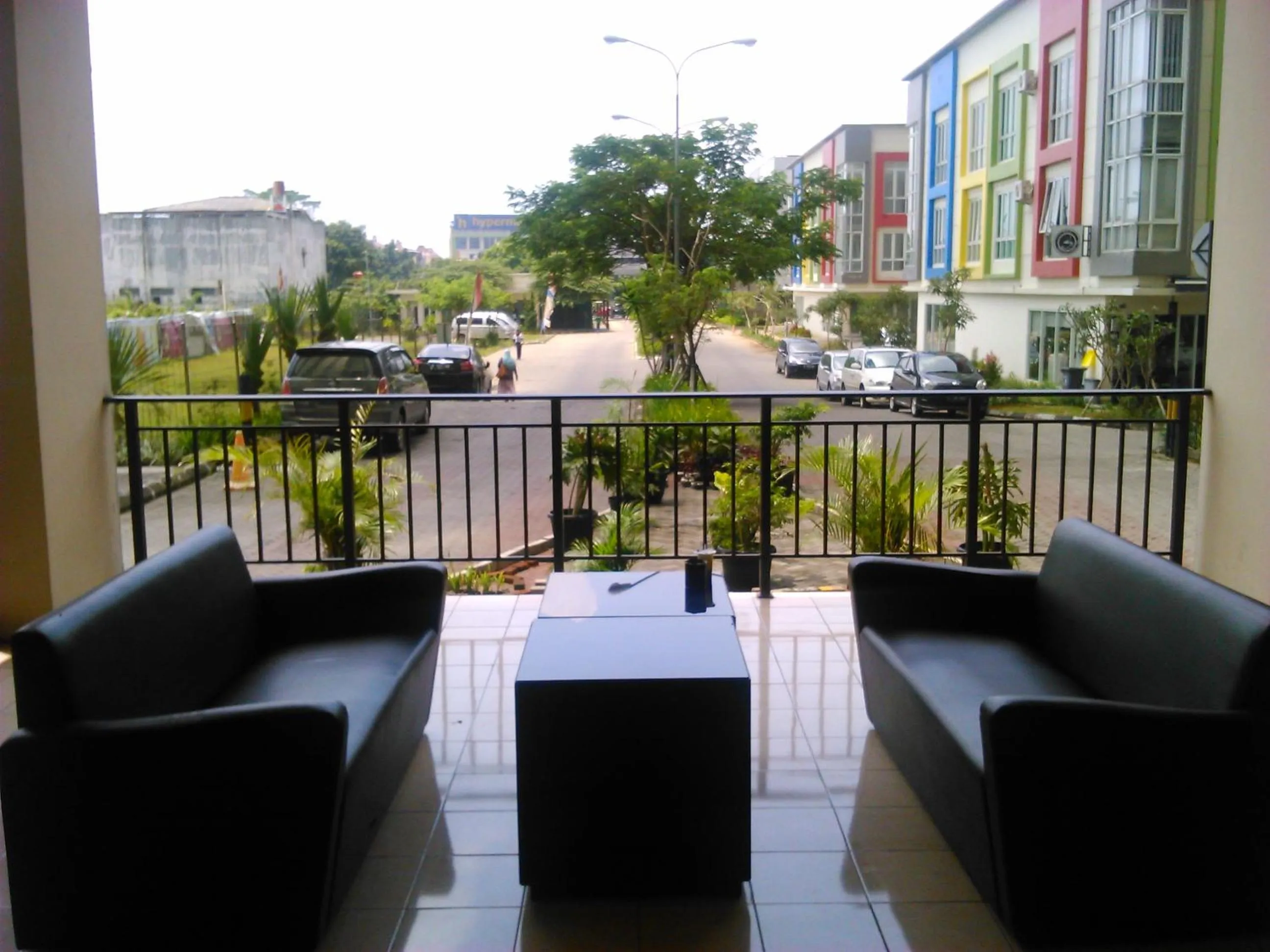 Seating area in Apartment The Suites Metro by Yudis