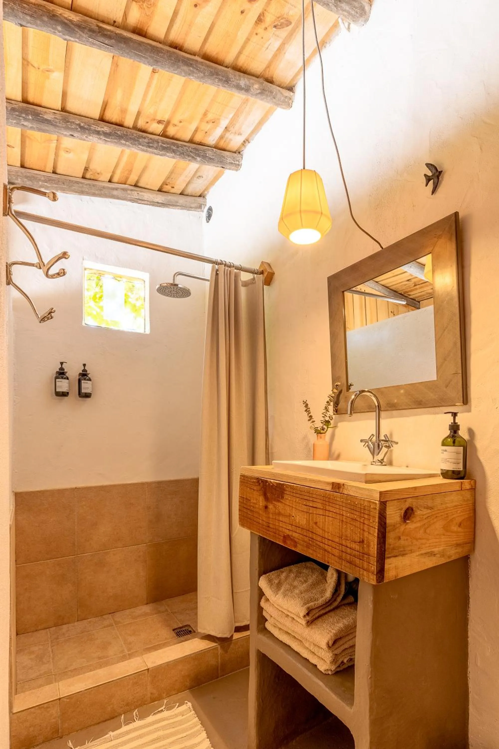 Bathroom in Dominio Vale Flores