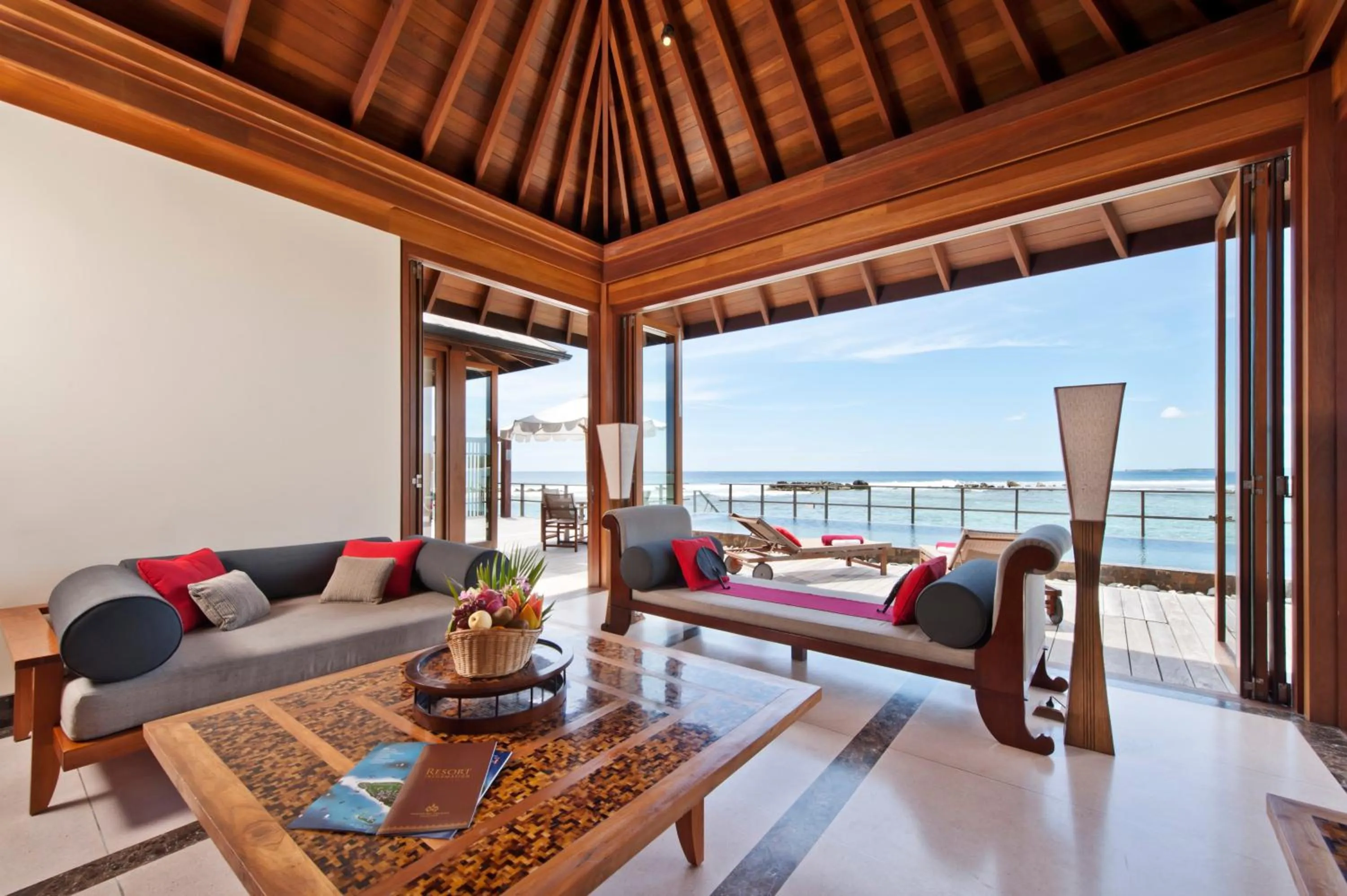 Living room in Villa Nautica Paradise Island Resort