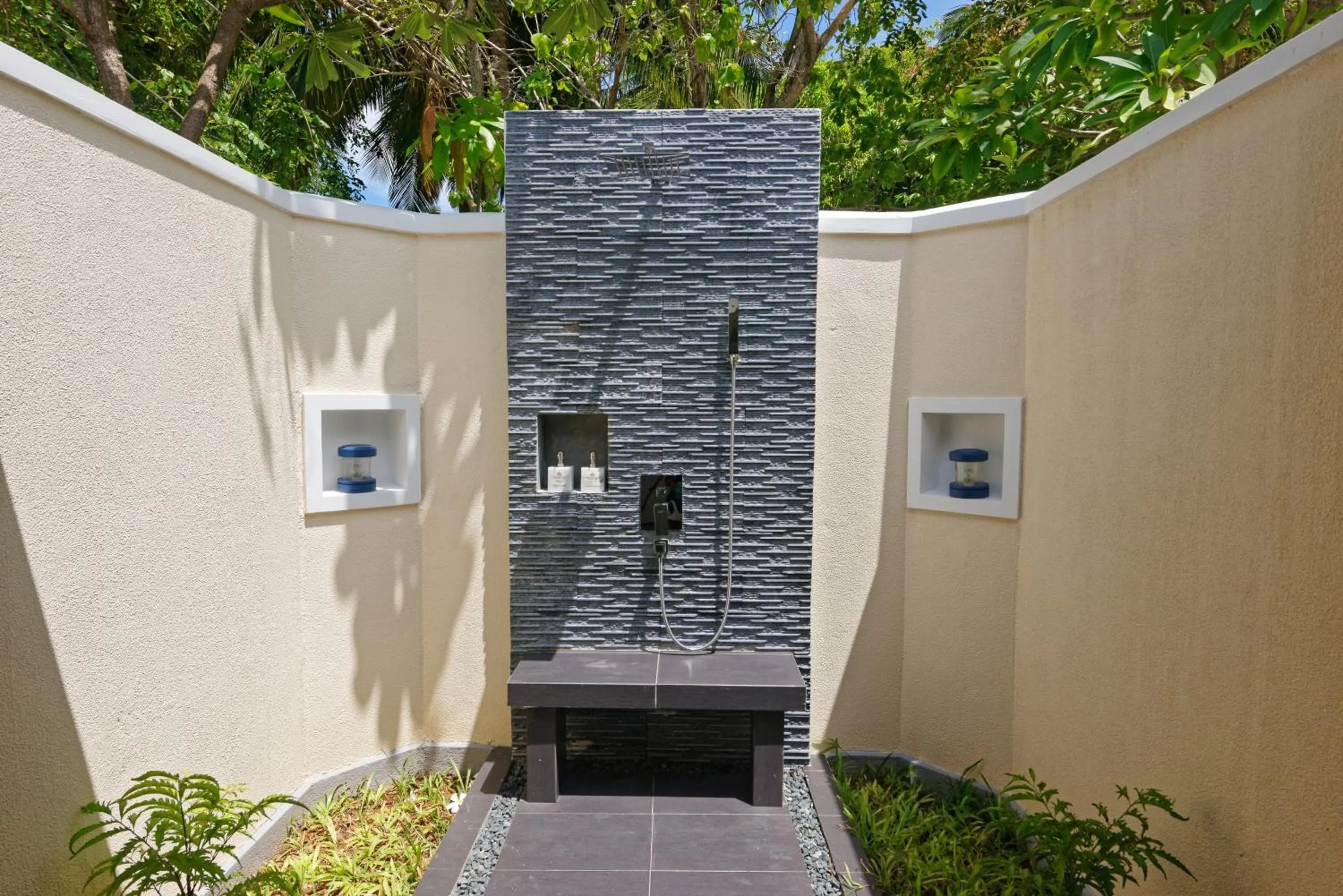 Shower in Villa Nautica Paradise Island Resort