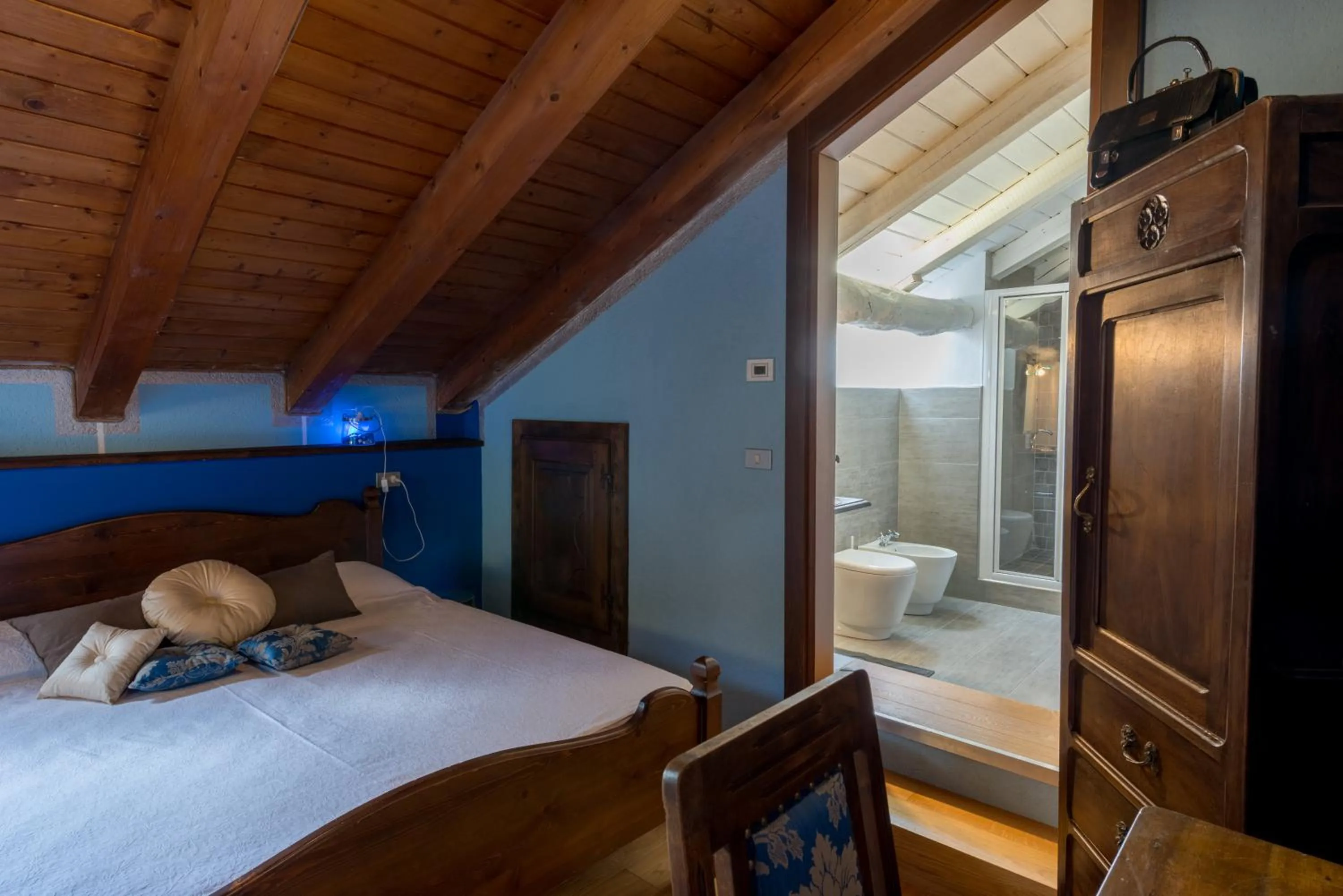 Bed in Quart de Lune - Boutique B&B