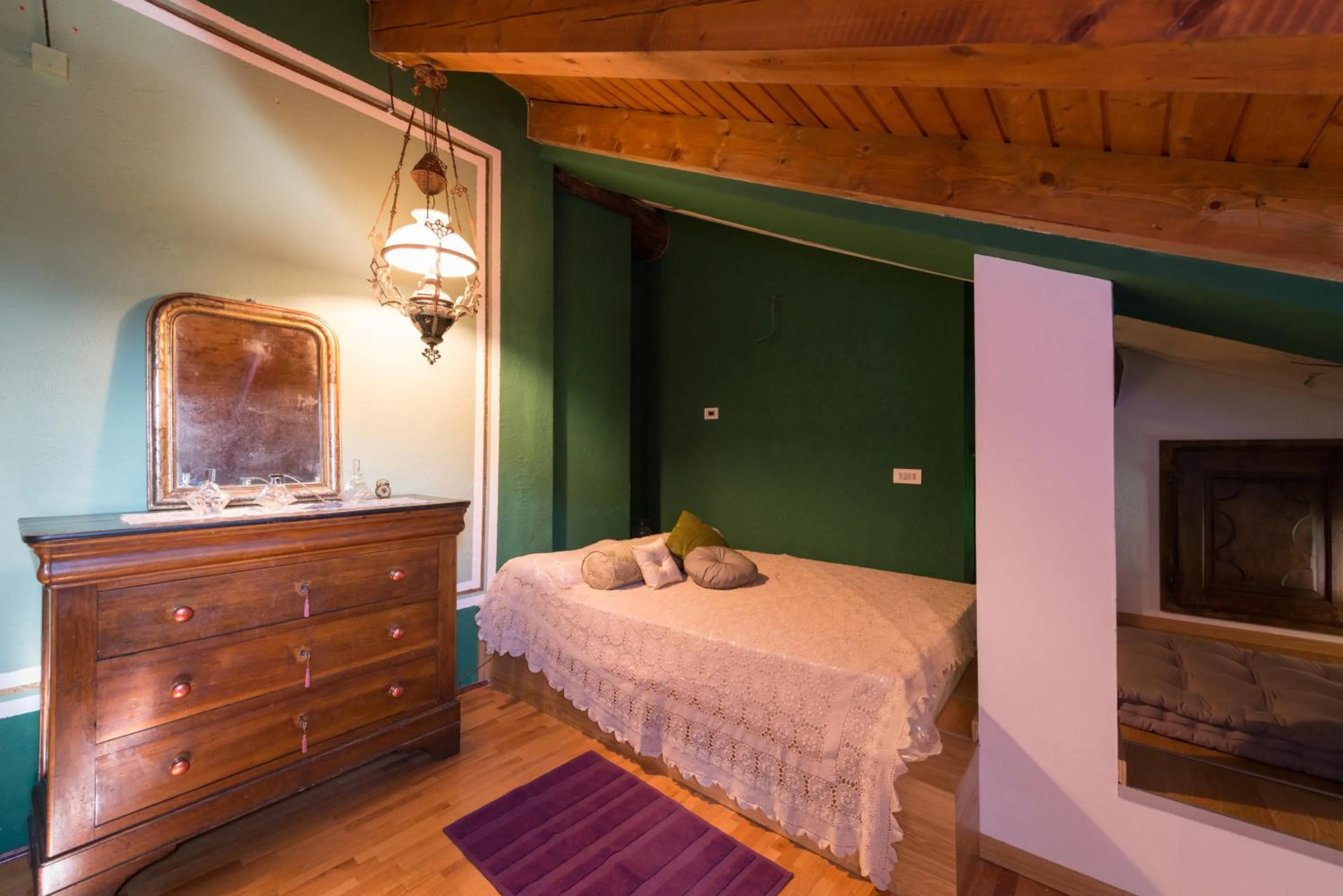 Bed in Quart de Lune - Boutique B&B