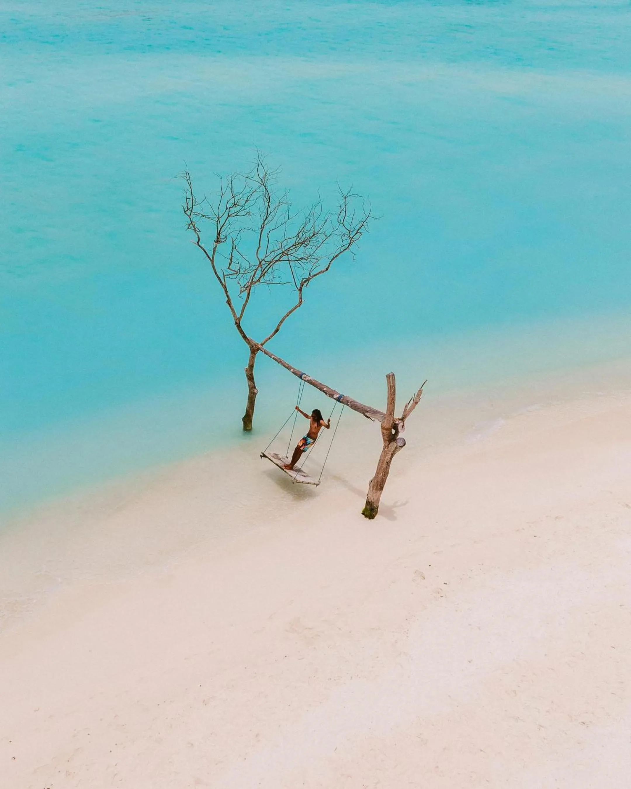 Beach in Villa Park Sun Island Resort