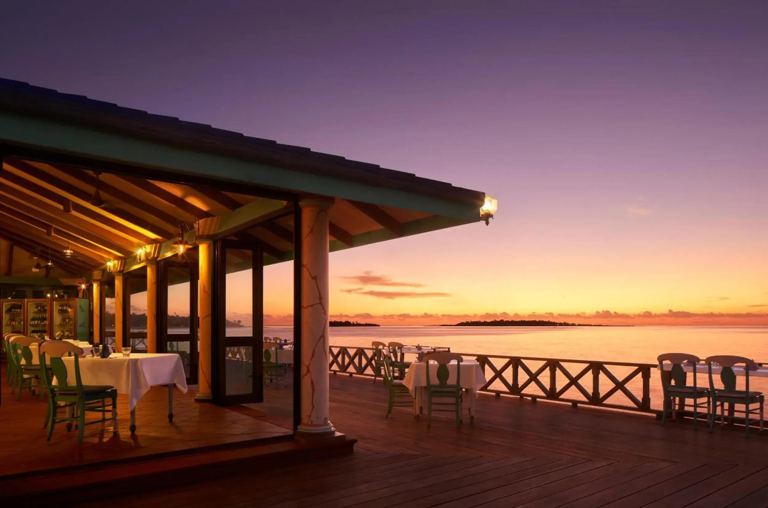 Restaurant/places to eat in Villa Park Sun Island Resort Restaurant/places to eat in Villa Park Sun Island Resort