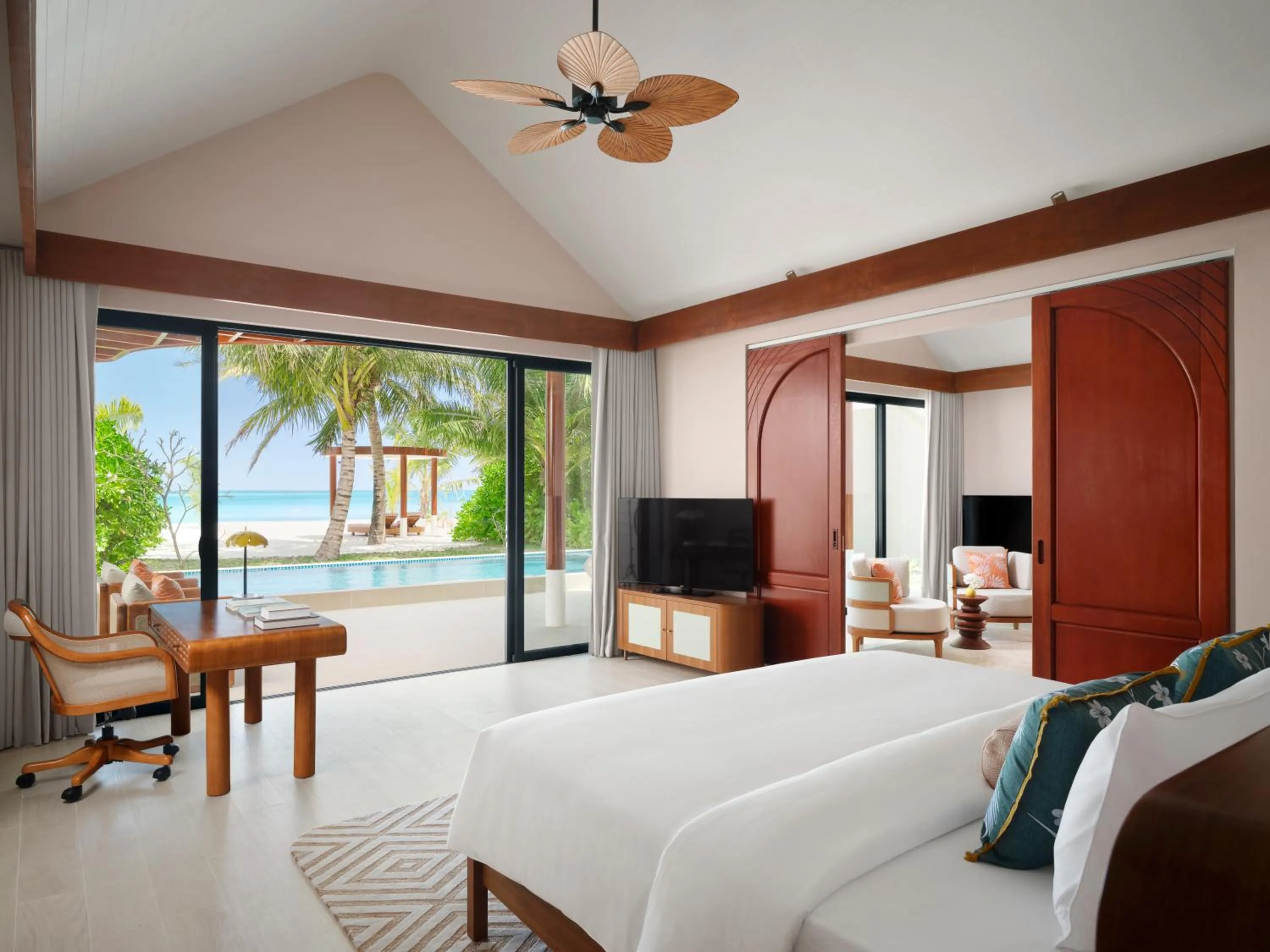 Bedroom, Bed in Villa Park Sun Island Resort