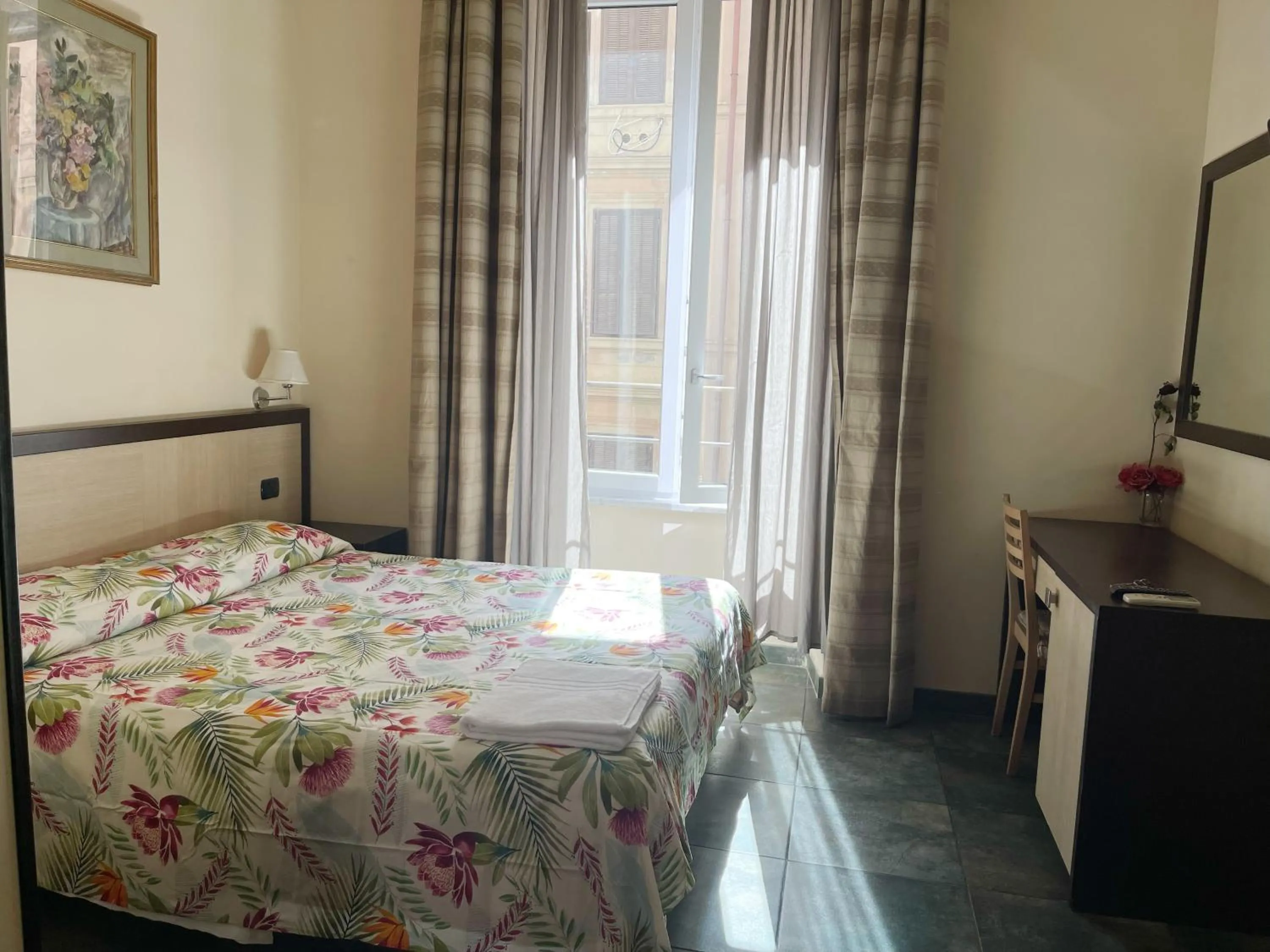 Photo of the whole room, Bed in Clarian Affittacamere