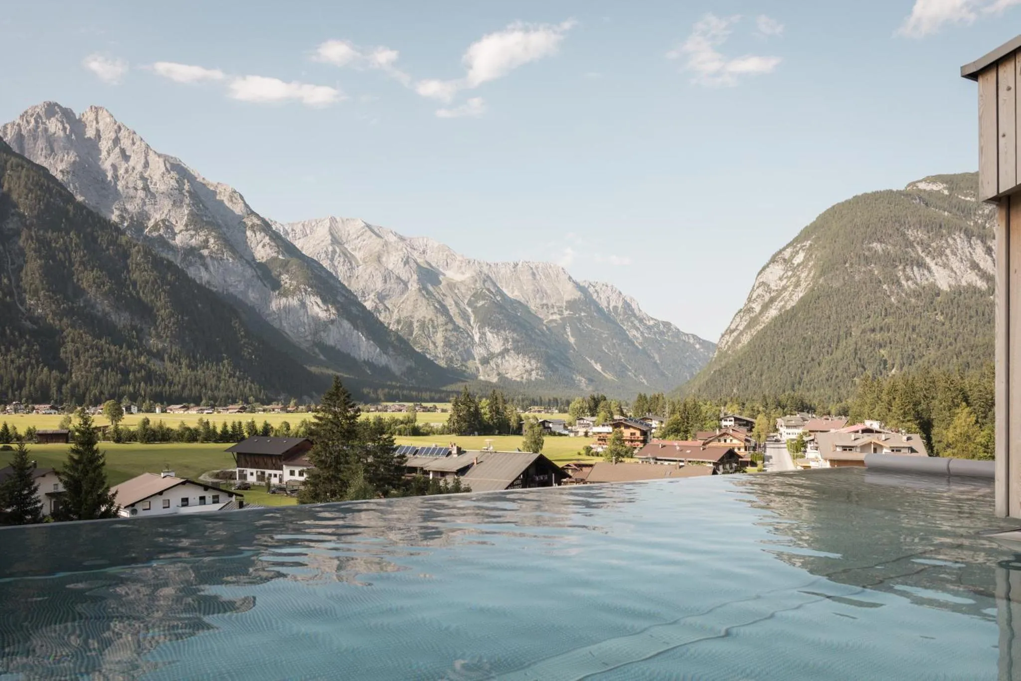 Swimming pool in Landhaus Kristall