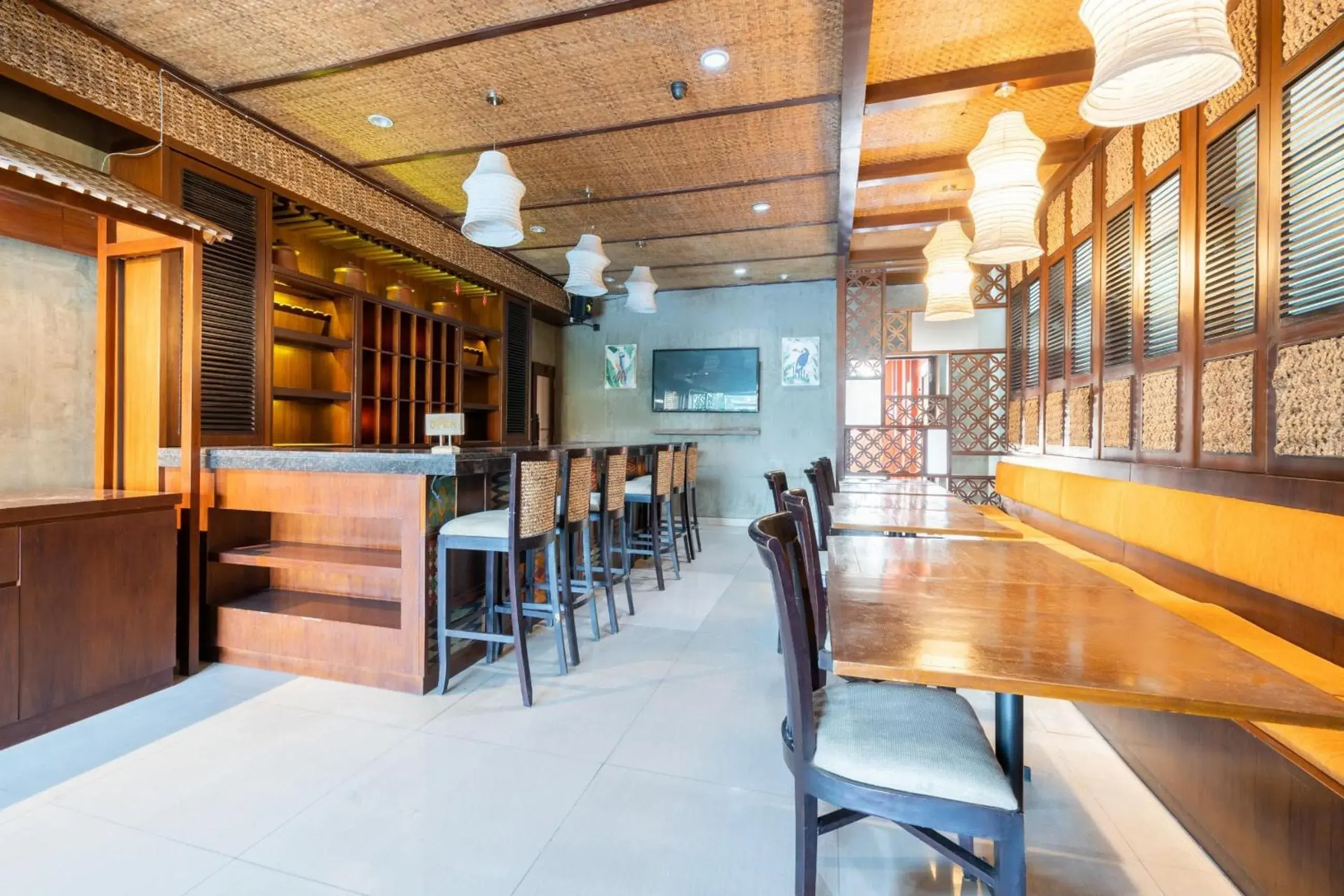 Restaurant/places to eat in Flagship 91863 Metro House Restaurant/places to eat in Flagship 91863 Metro House