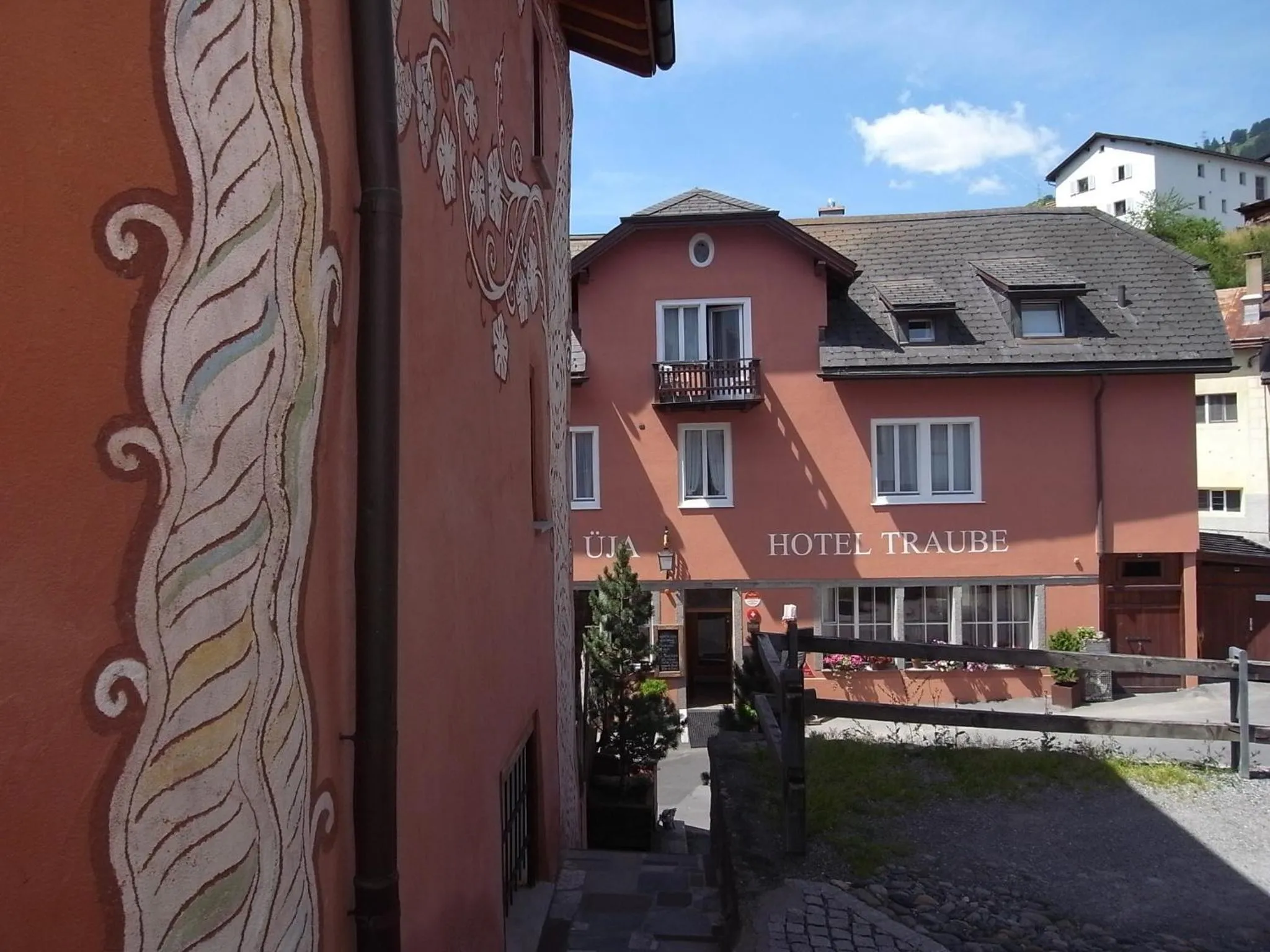 Facade/entrance in Hotel Traube