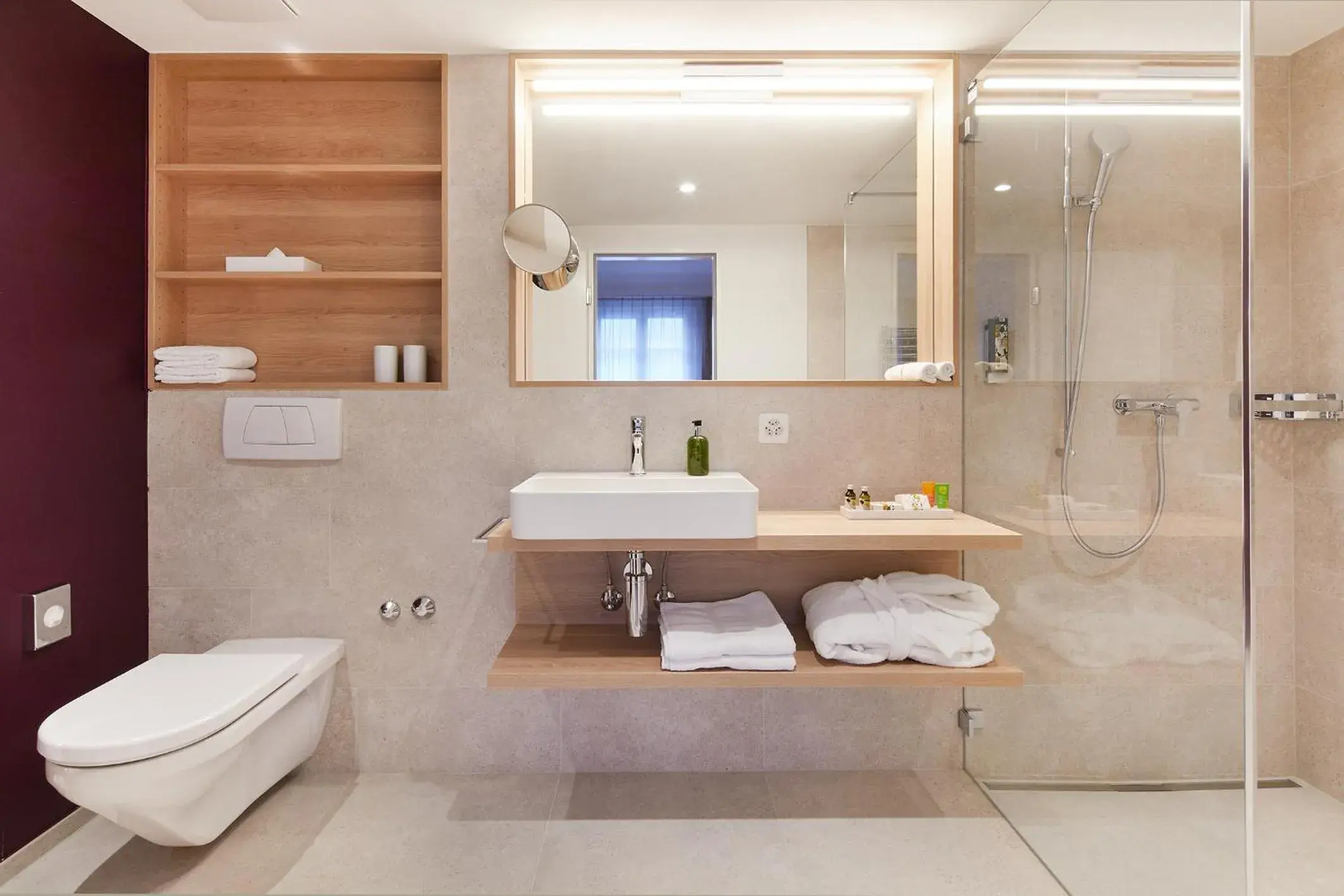 Deluxe Double Room - single occupancy in Hotel Gasthof zum Ochsen Deluxe Double Room - single occupancy in Hotel Gasthof zum Ochsen