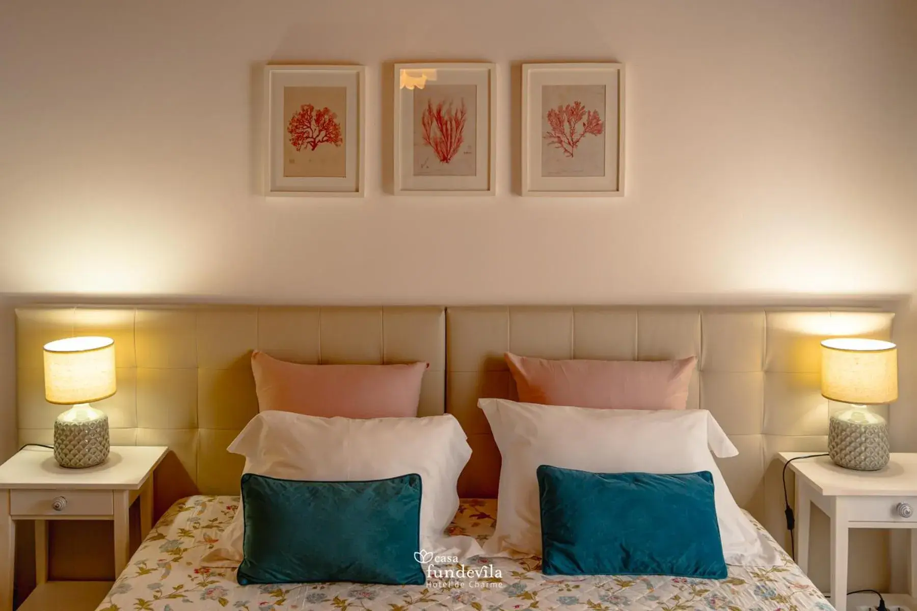 Triple Room in Hotel de Charme Casa Fundevila Triple Room in Hotel de Charme Casa Fundevila